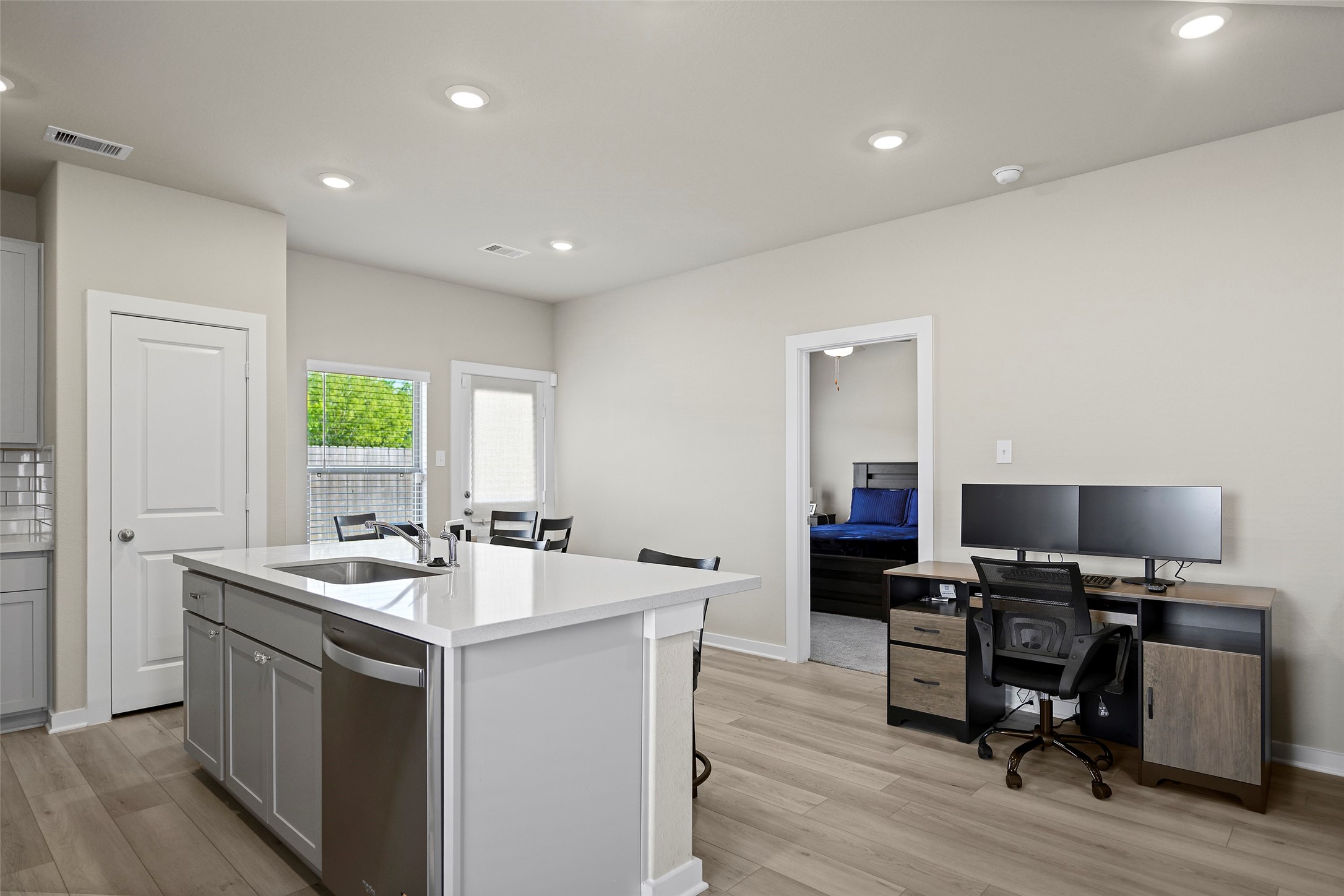 226 Orchard Laurel Drive, Alvin, TX 77511