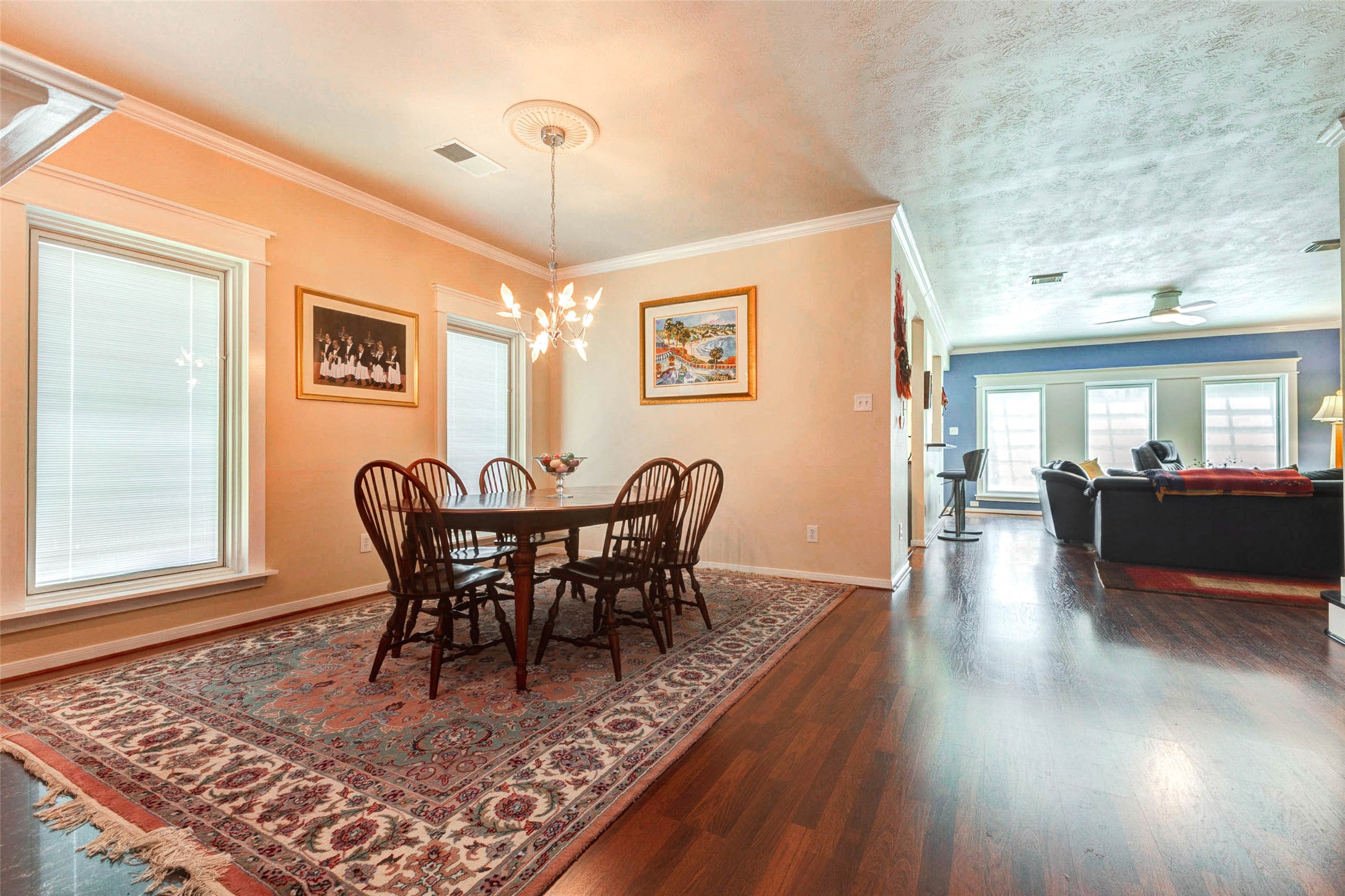 Formal dining room