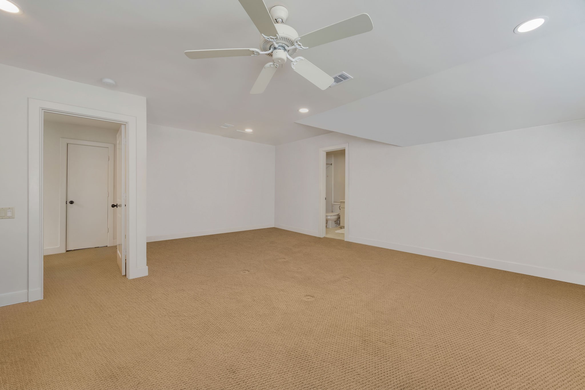 1527 Potomac Drive, Houston, TX 77057