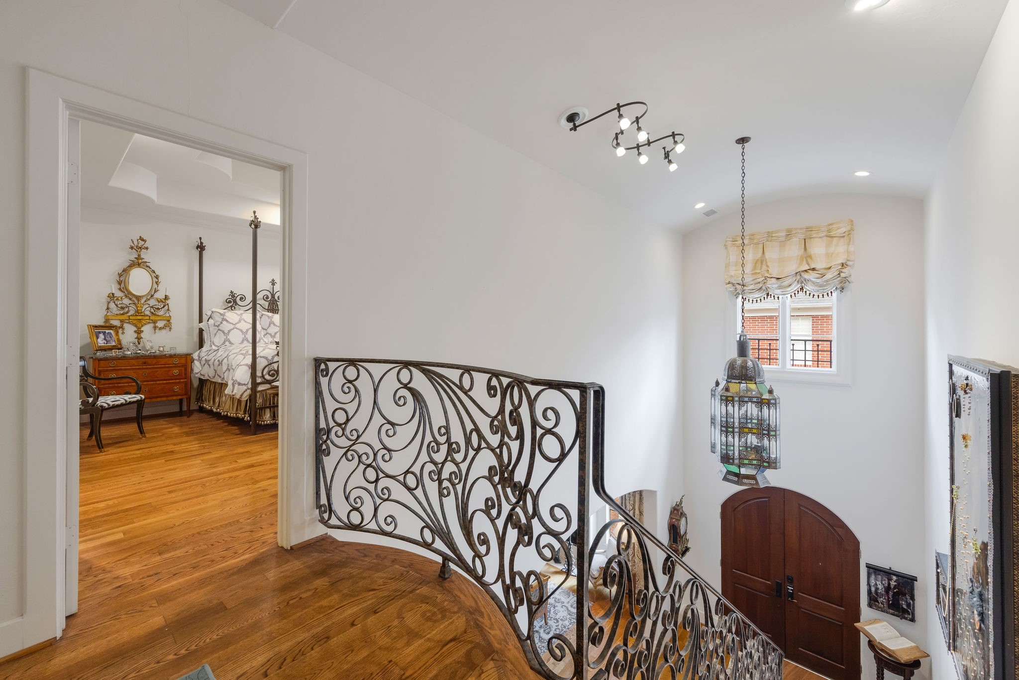1527 Potomac Drive, Houston, TX 77057