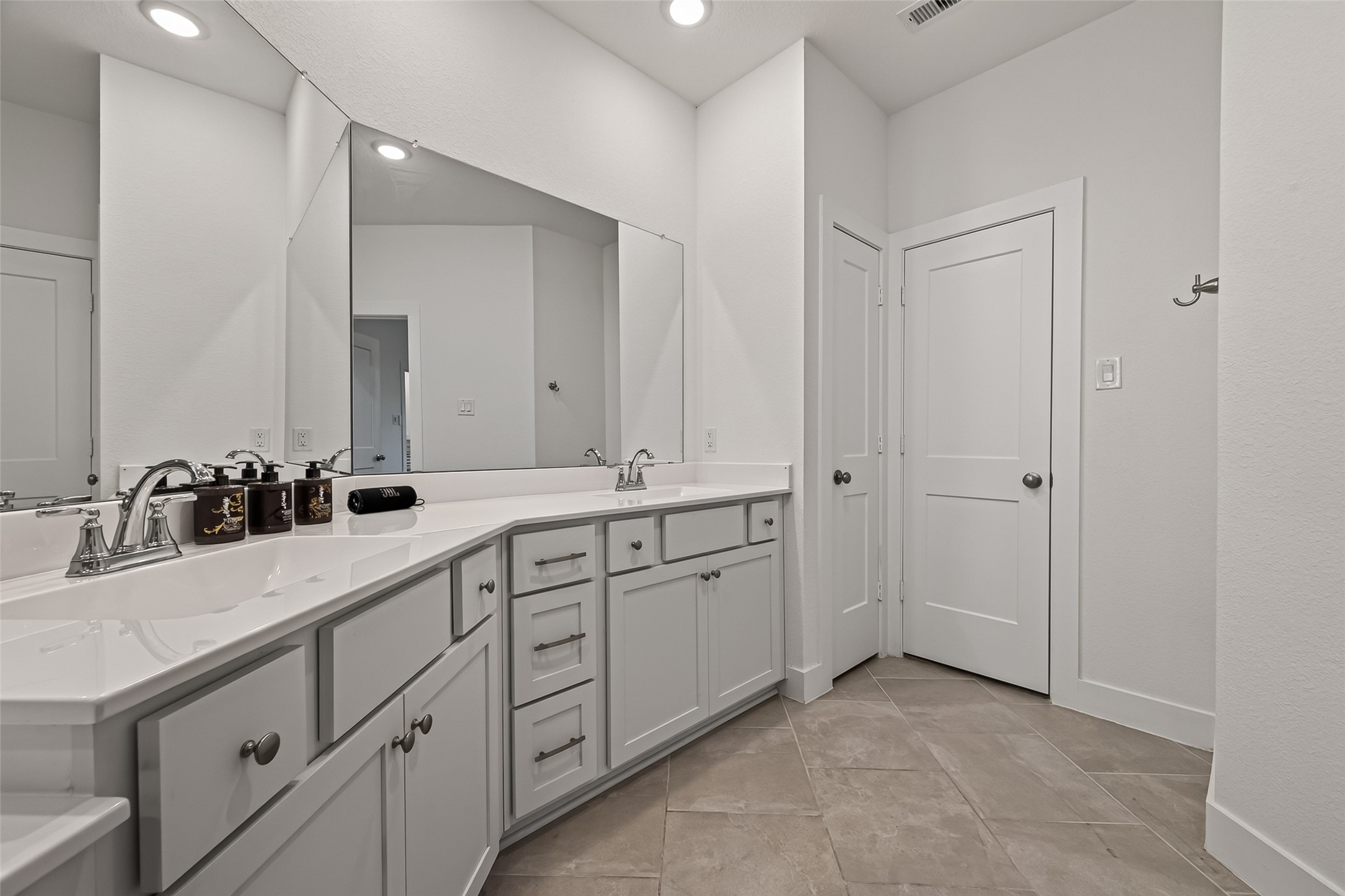 7803 Swooping Swallow Lane, Katy, TX 77493