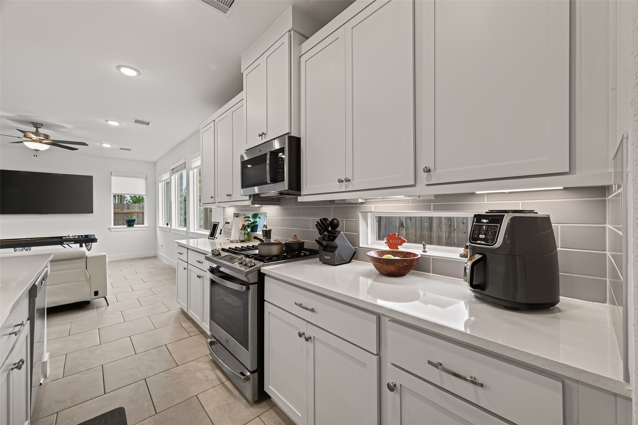 7803 Swooping Swallow Lane, Katy, TX 77493