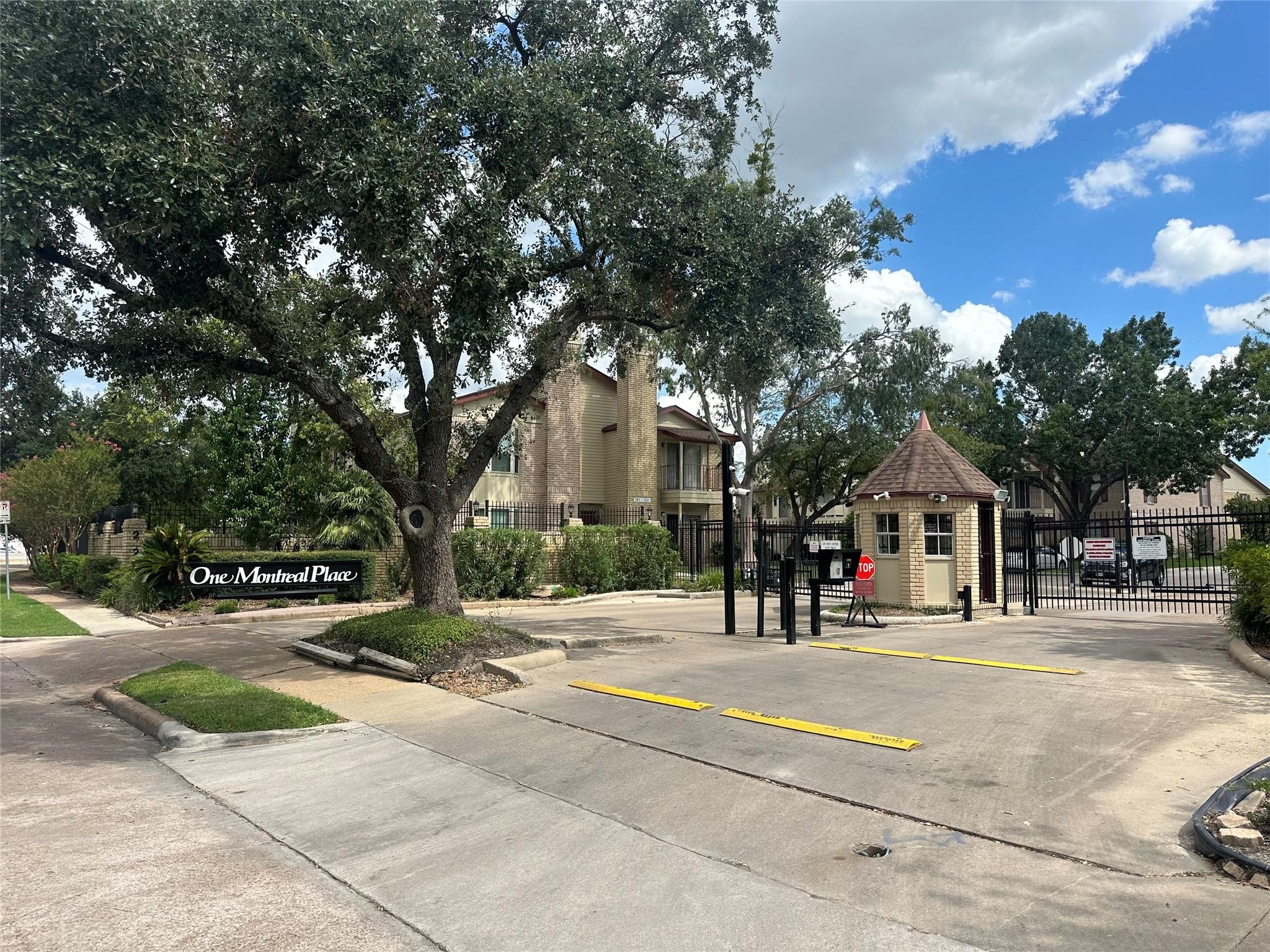 2120 El Paseo Street, #1810, Houston, TX 77054