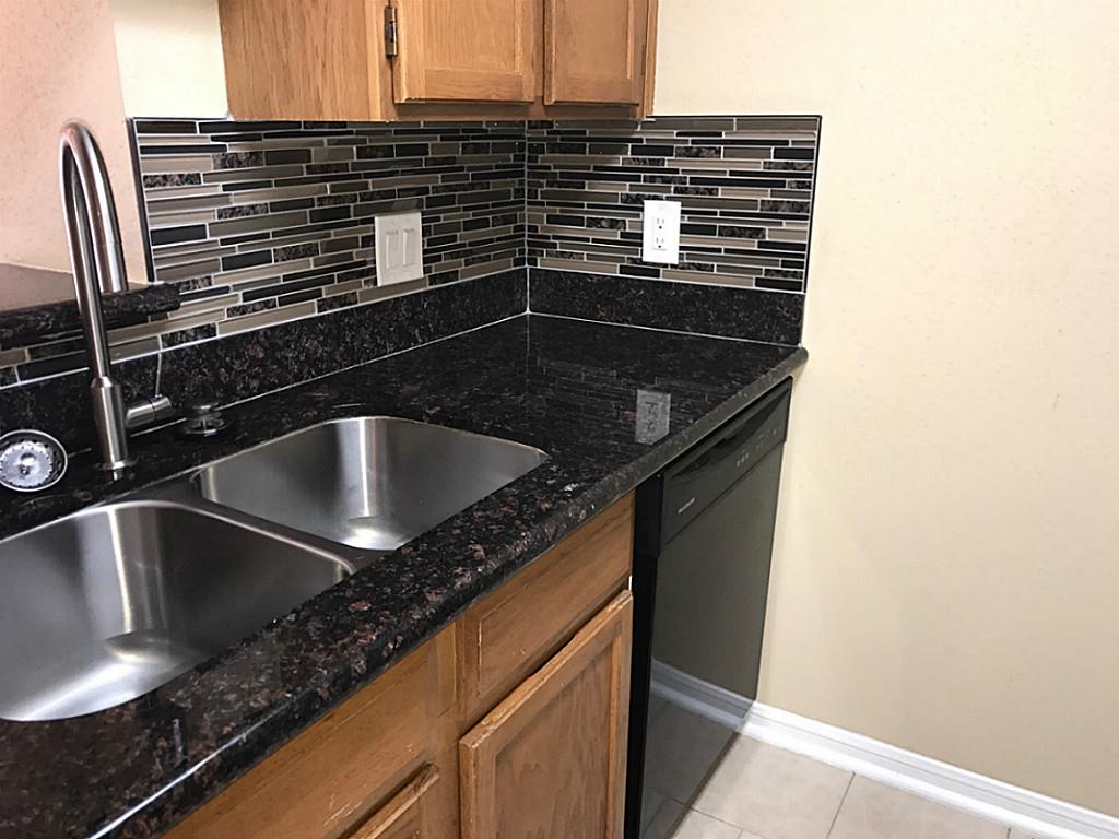 2120 El Paseo Street, #1810, Houston, TX 77054