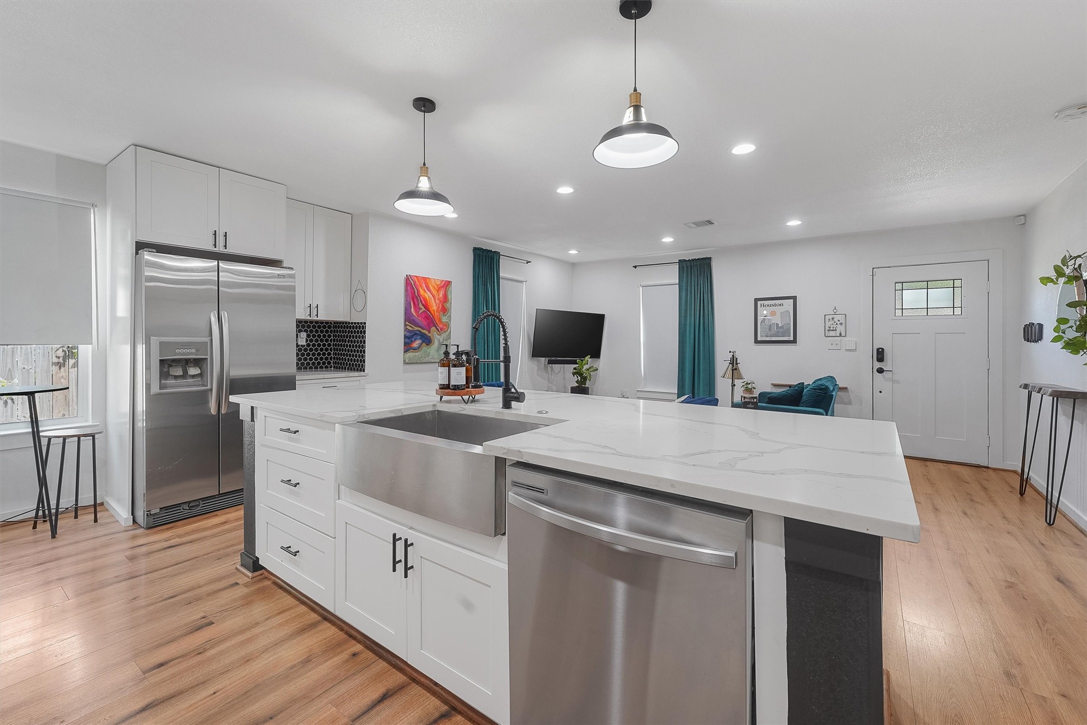 3450 Noah Street, Houston, TX 77021 3450 Noah Street, Houston, TX 77021