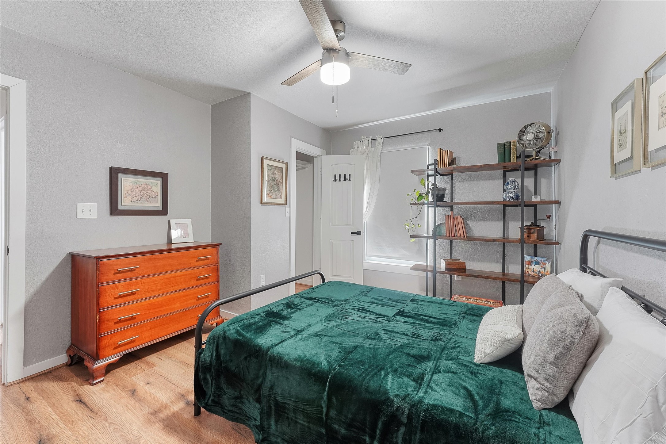 3450 Noah Street, Houston, TX 77021