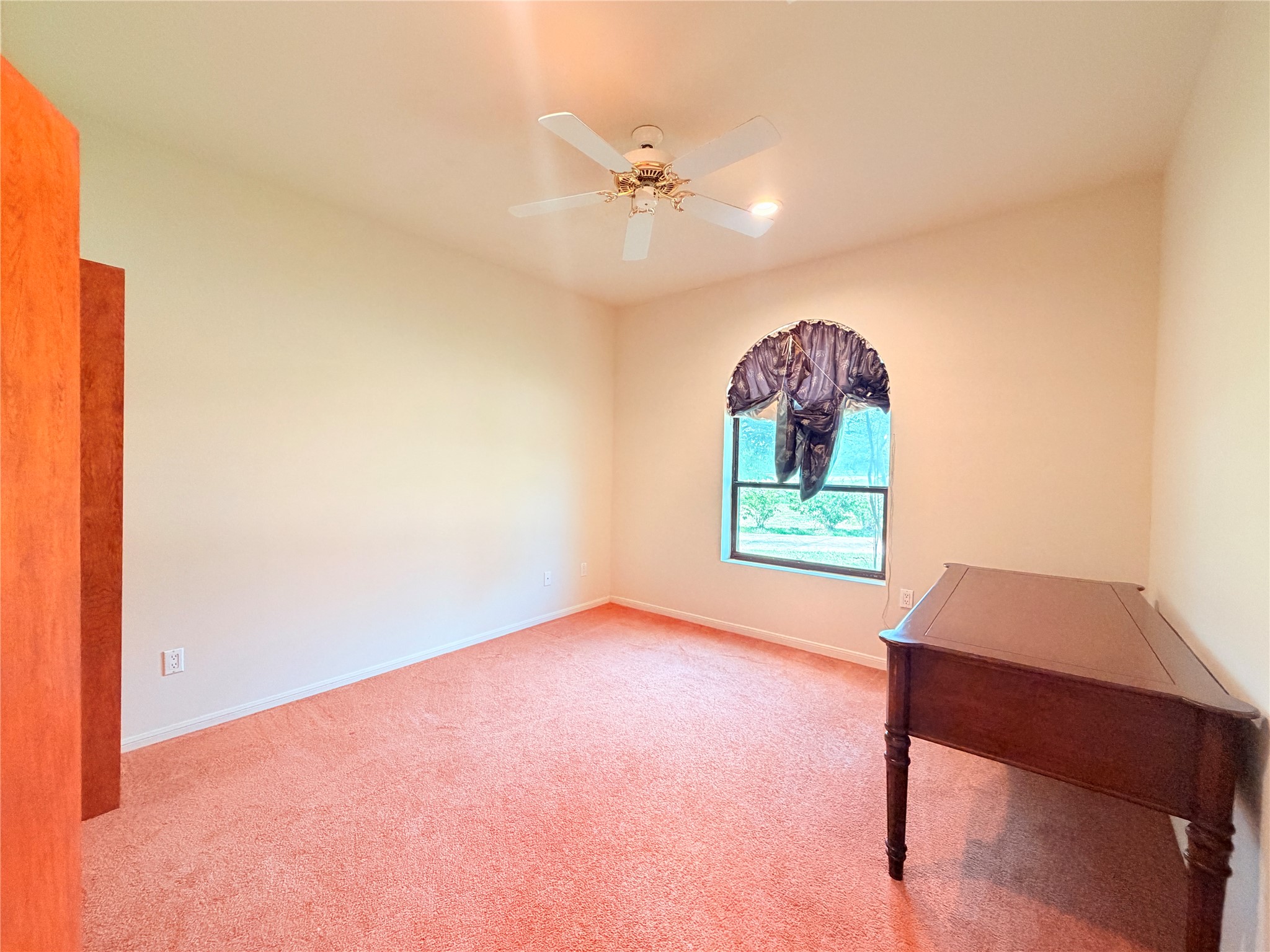 7110 W Mockingbird Lane, Pearland, TX 77584