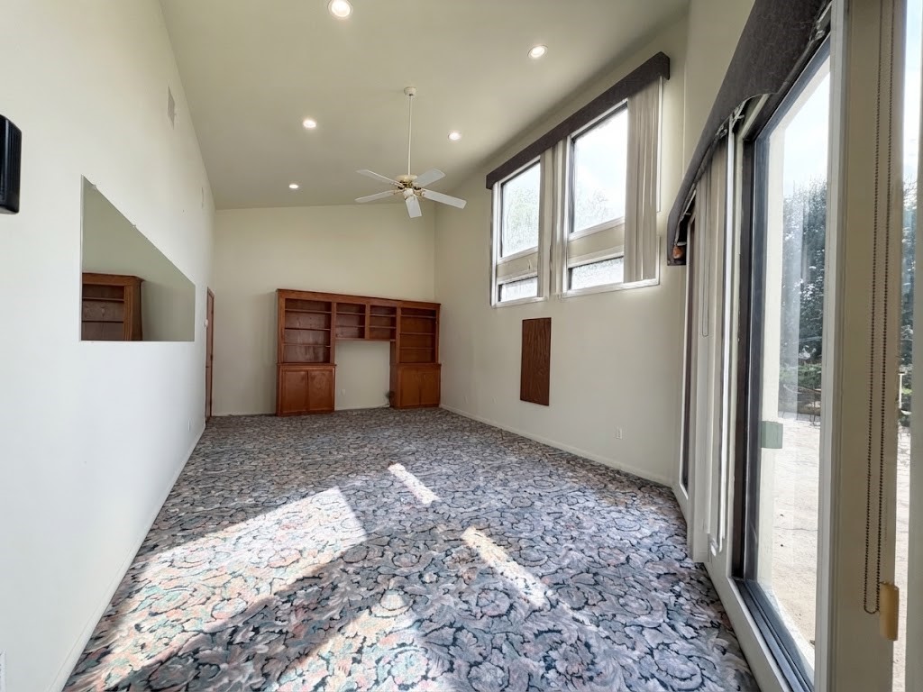 7110 W Mockingbird Lane, Pearland, TX 77584