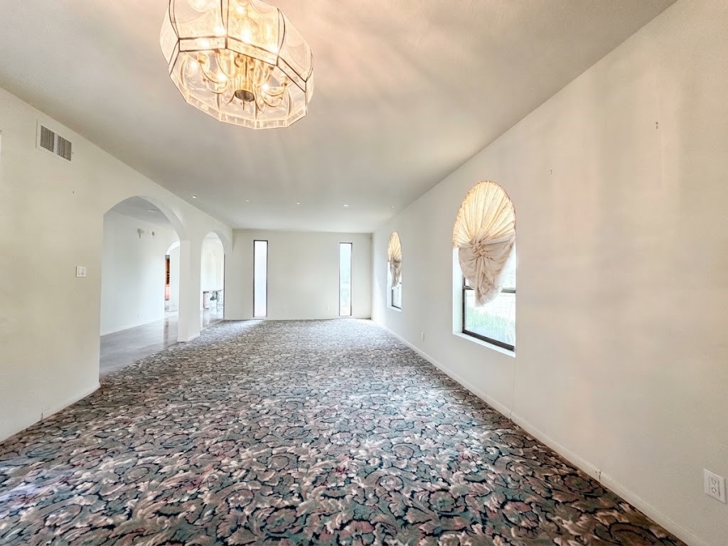 7110 W Mockingbird Lane, Pearland, TX 77584