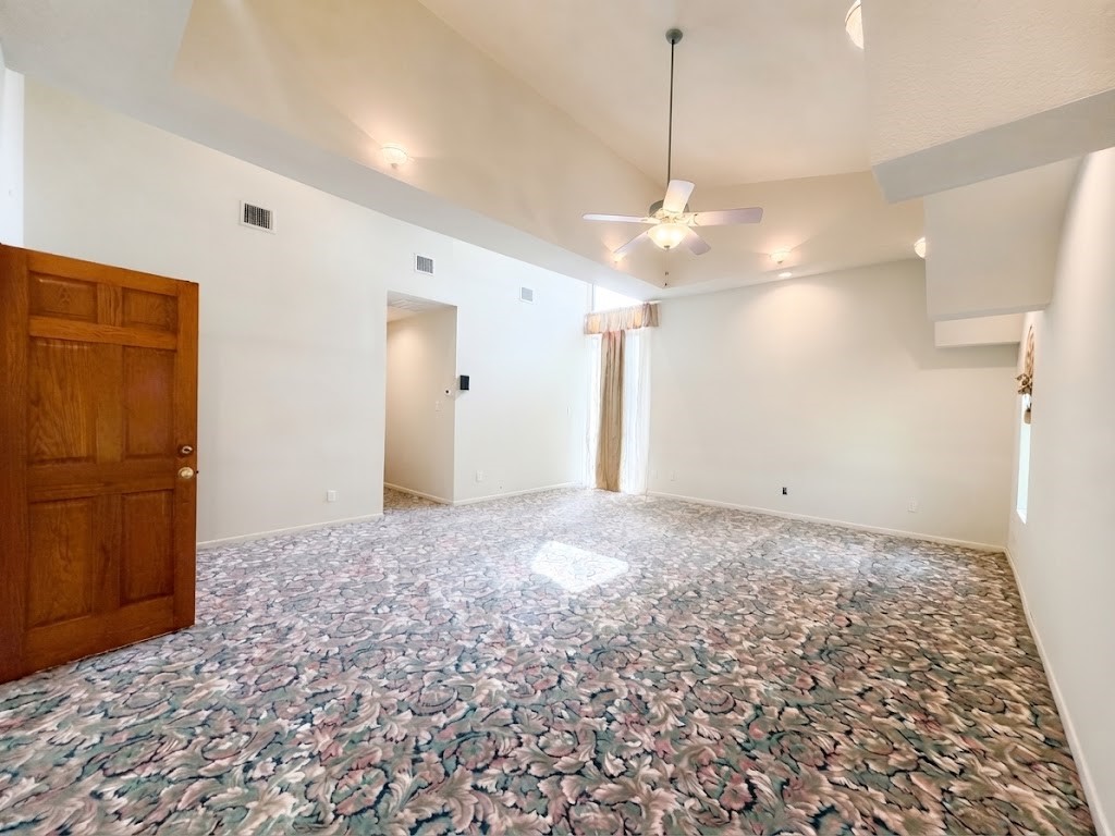 7110 W Mockingbird Lane, Pearland, TX 77584
