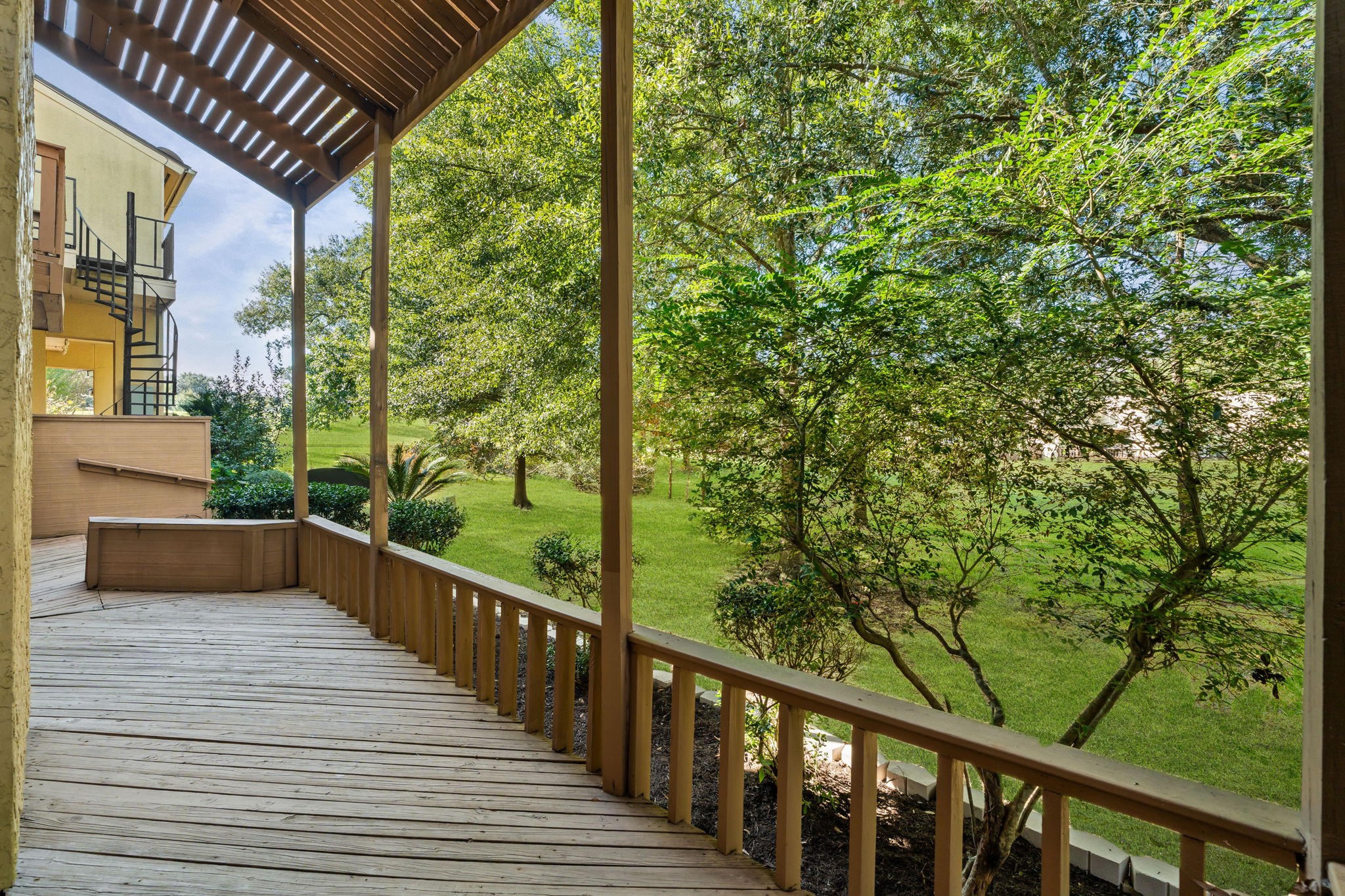 3 Waters Edge Street, Montgomery, TX 77356