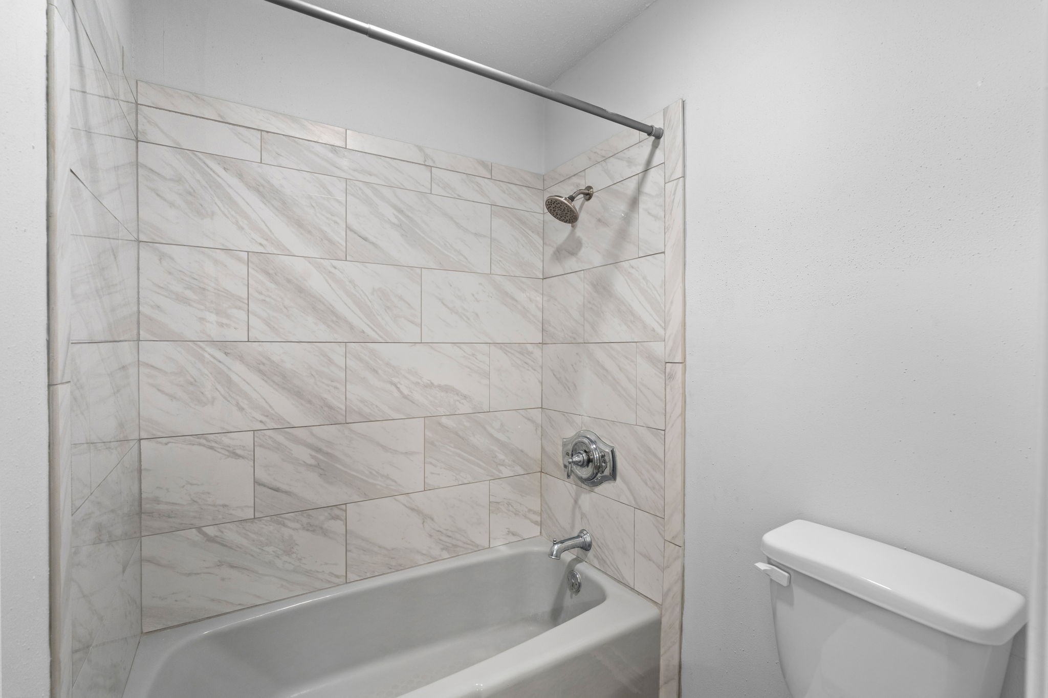 3 Waters Edge Street, Montgomery, TX 77356