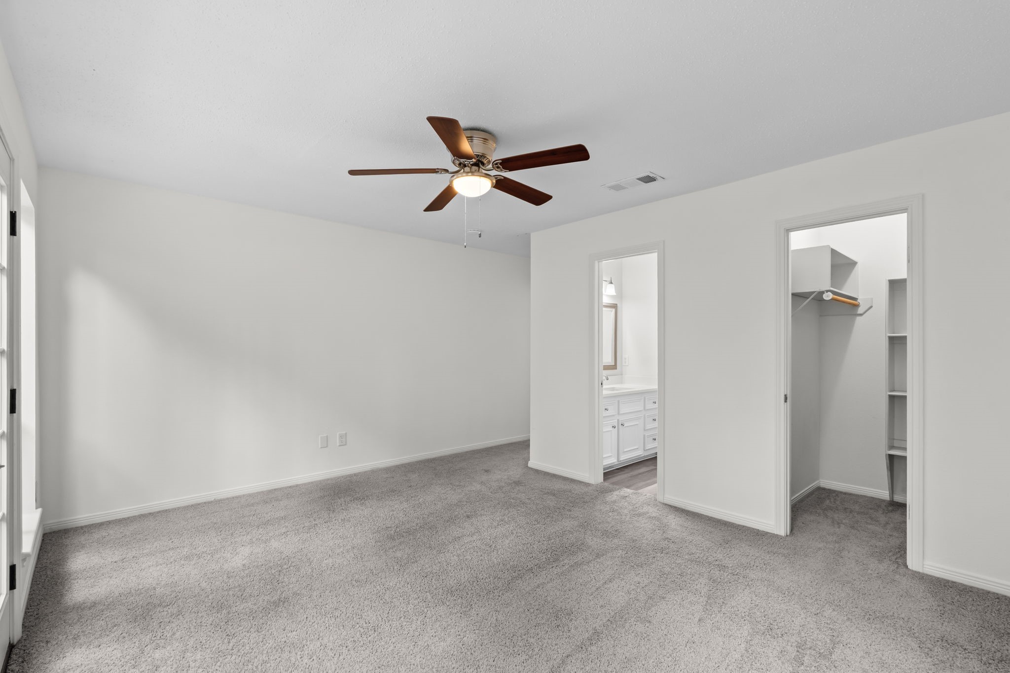 3 Waters Edge Street, Montgomery, TX 77356