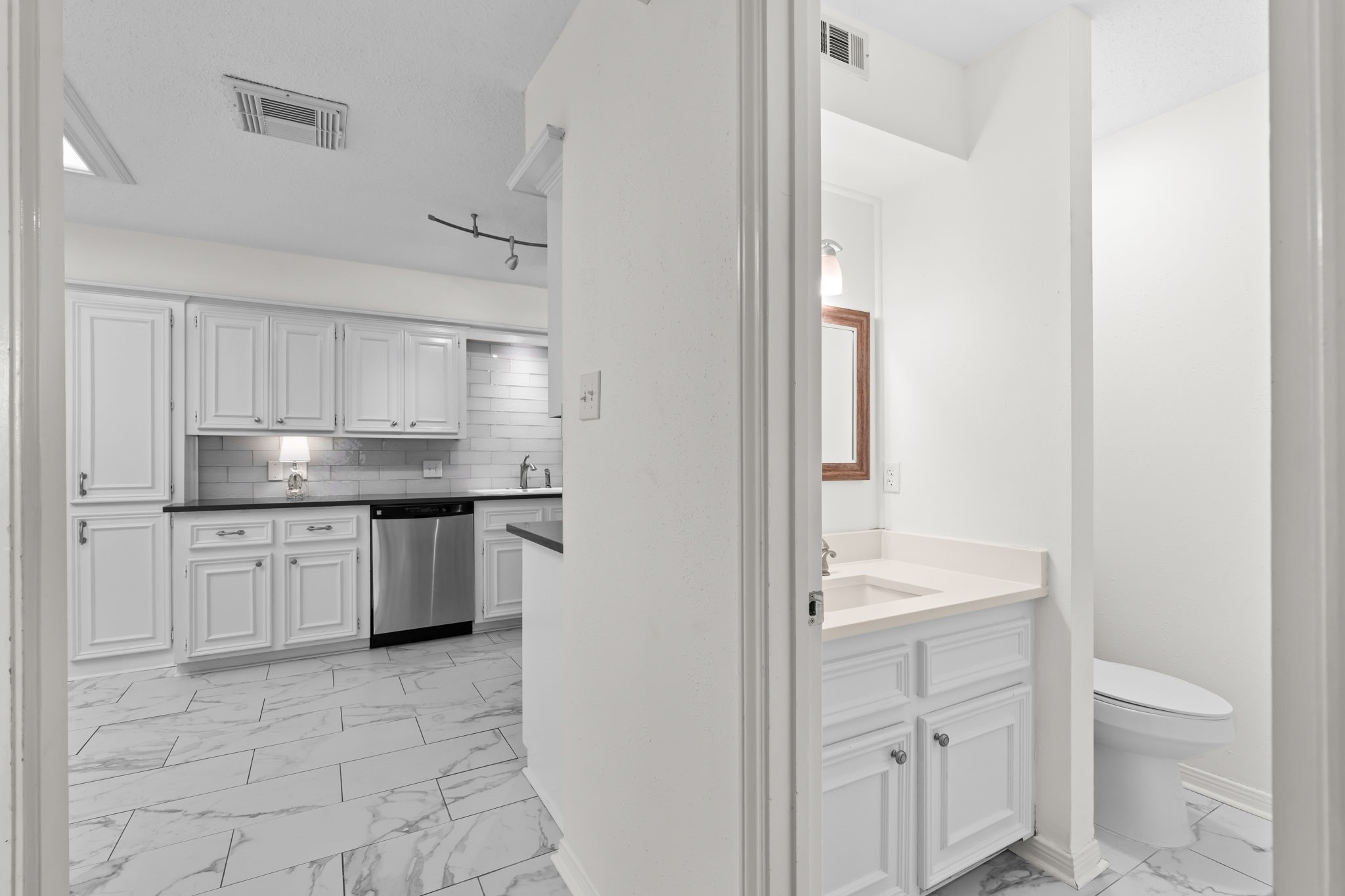 3 Waters Edge Street, Montgomery, TX 77356