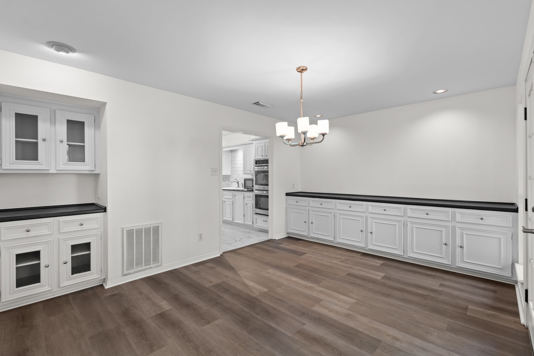 3 Waters Edge Street, Montgomery, TX 77356