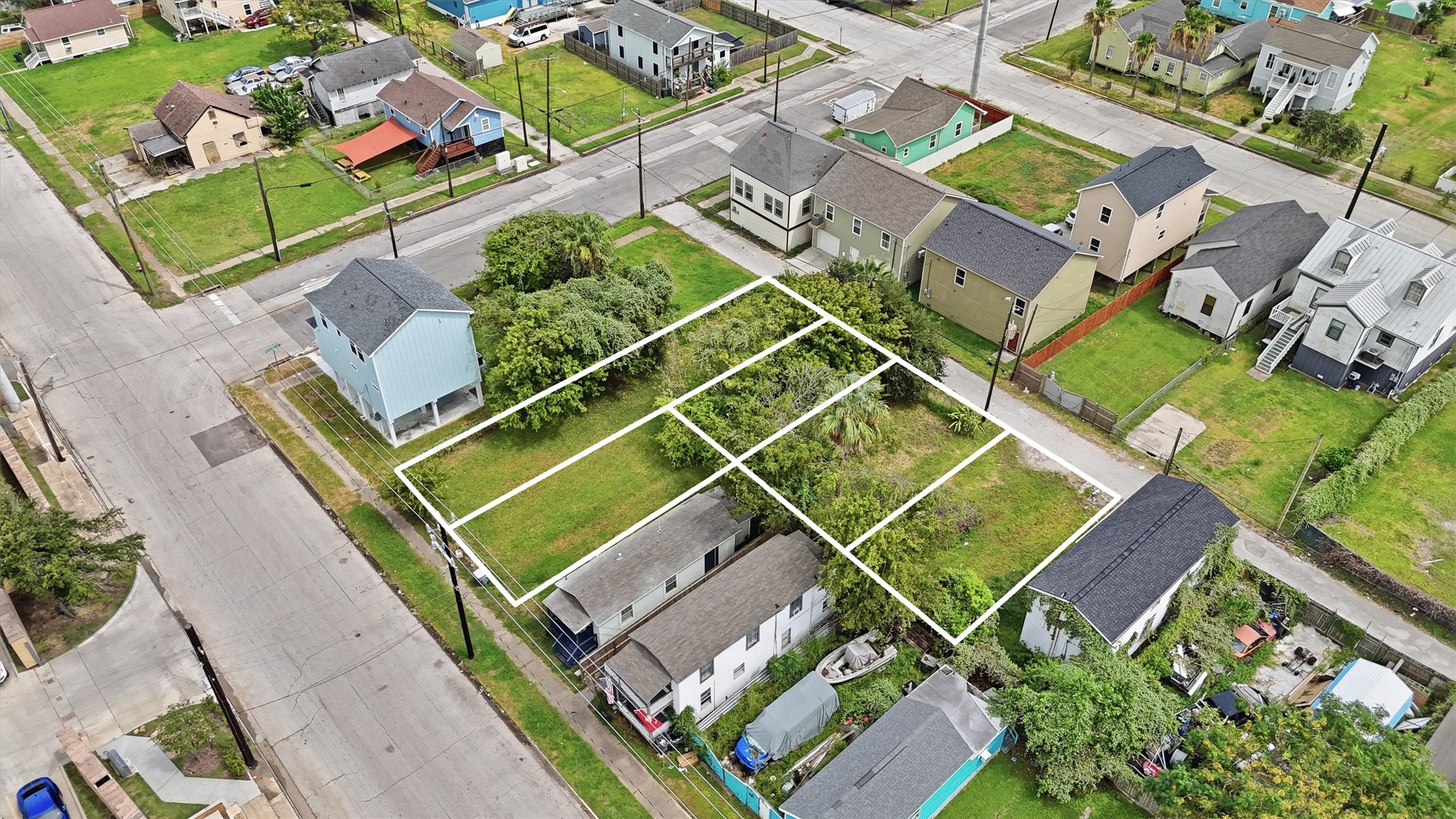 3905-3913 Winnie Street, Galveston, TX 77550