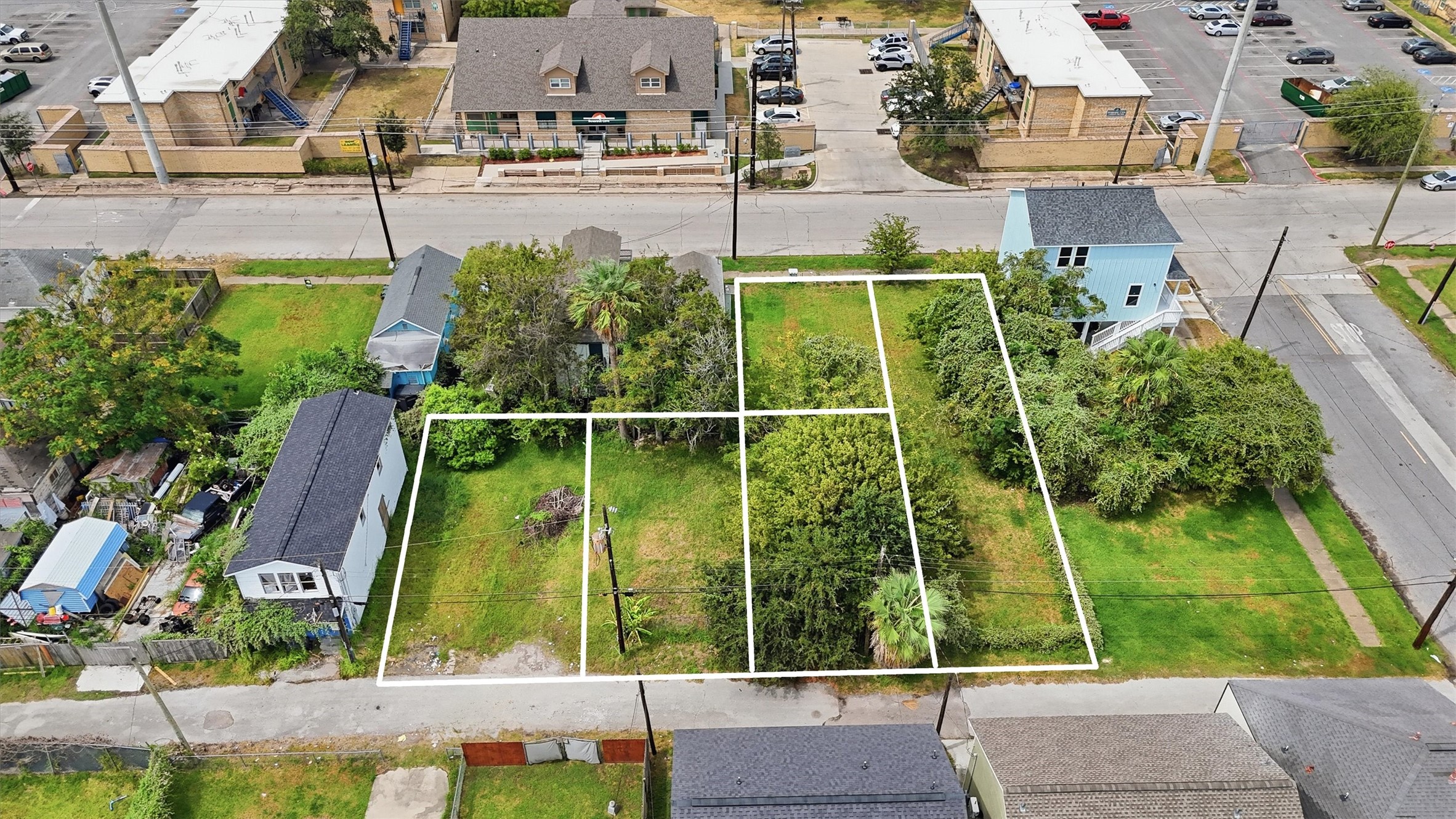 3905-3913 Winnie Street, Galveston, TX 77550