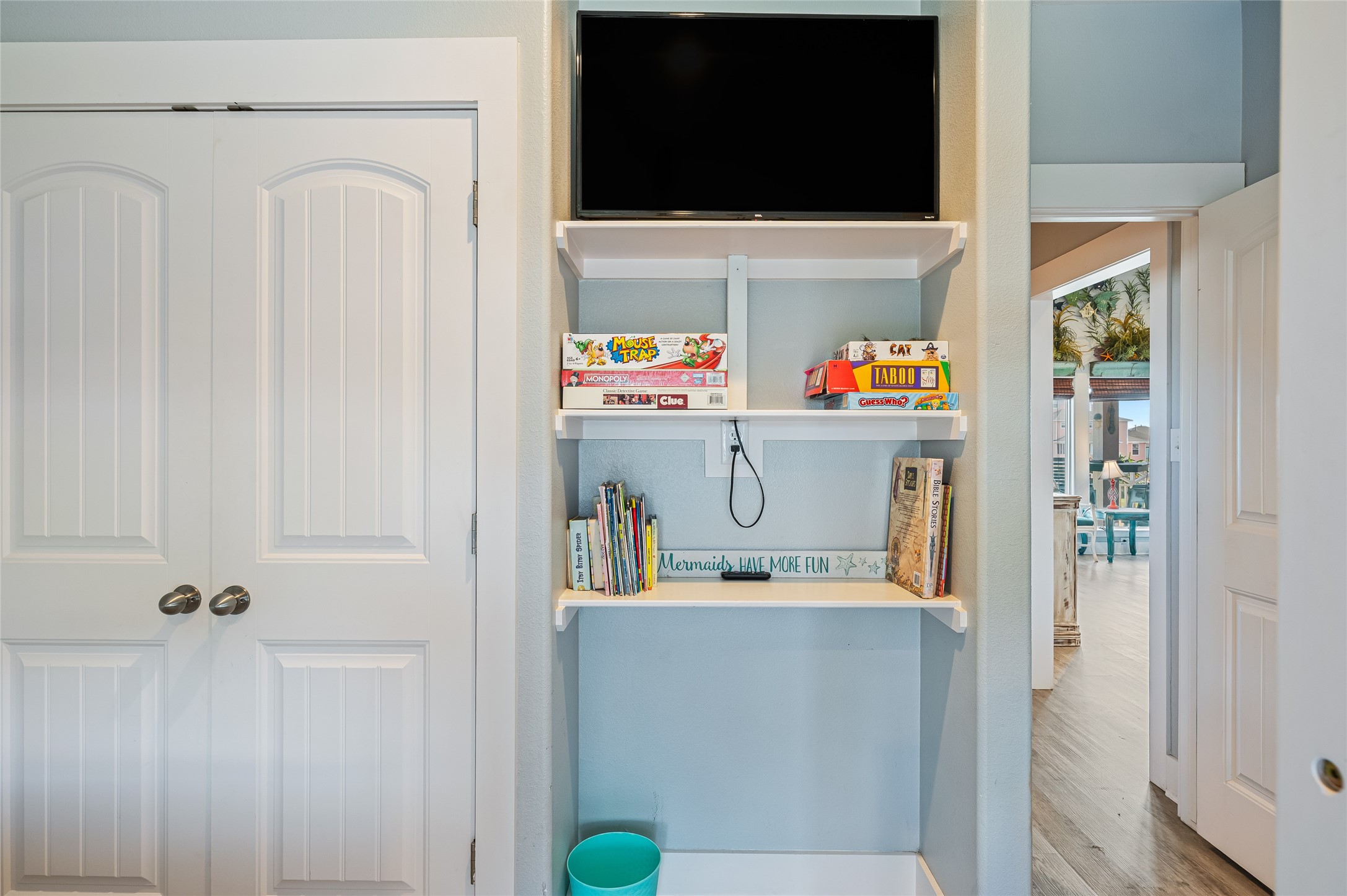 bunk room