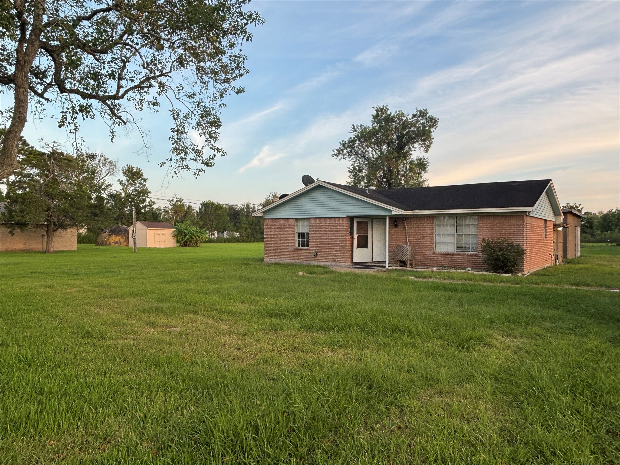 11831 Fm 1764 Road, Santa Fe, TX 77510