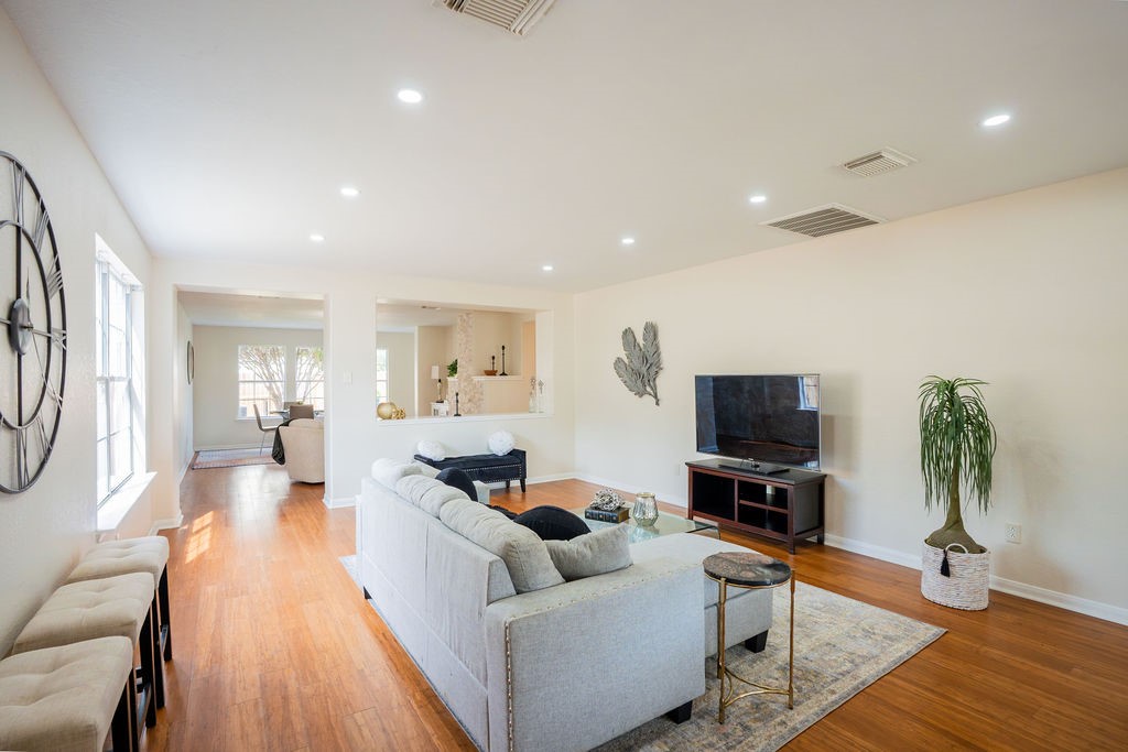 3011 E Legends Bend Drive, Spring, TX 77386