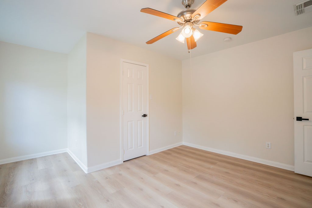 3011 E Legends Bend Drive, Spring, TX 77386