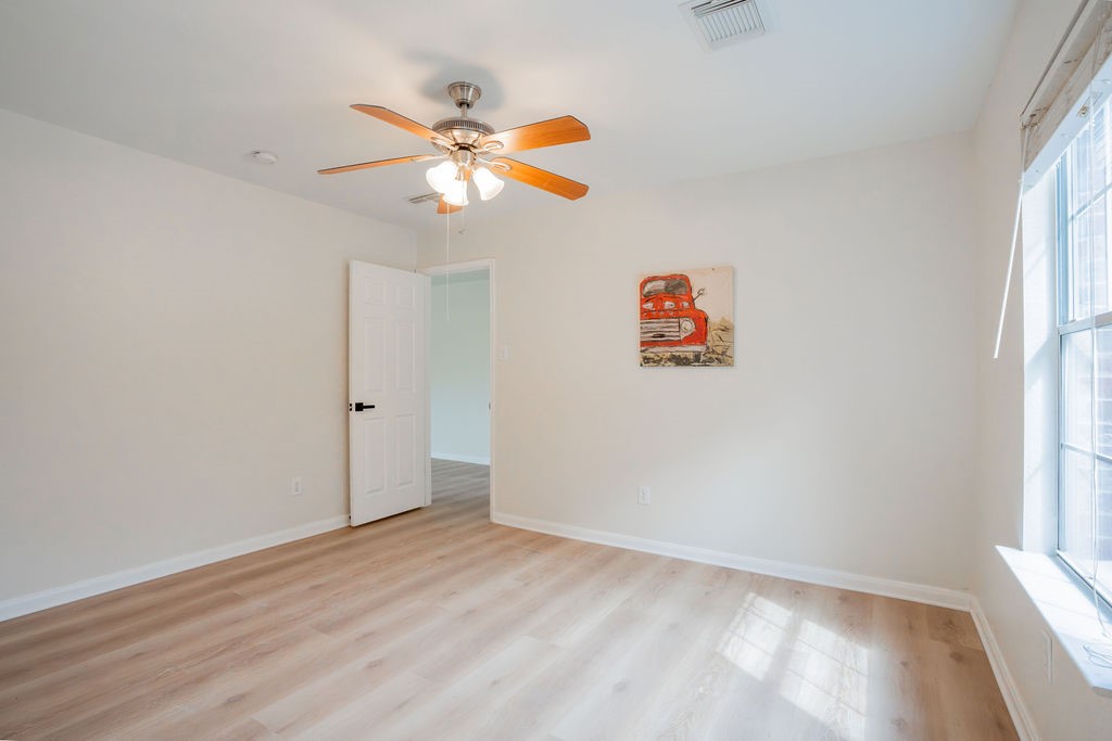 3011 E Legends Bend Drive, Spring, TX 77386
