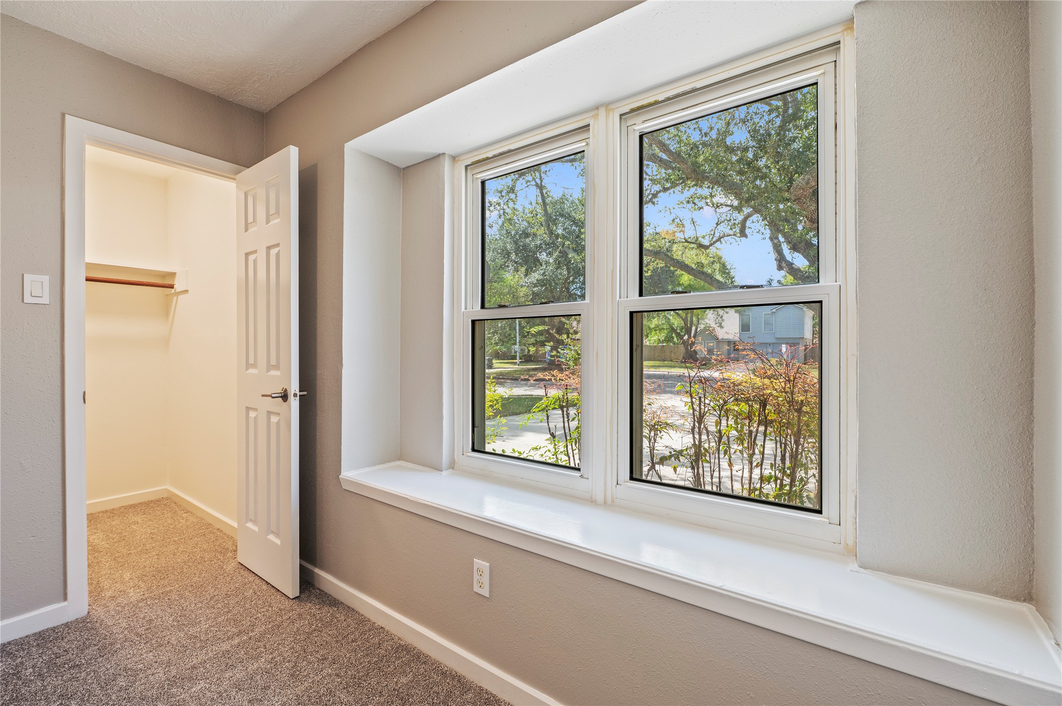 312 Thistlewood Court, League City, TX 77573