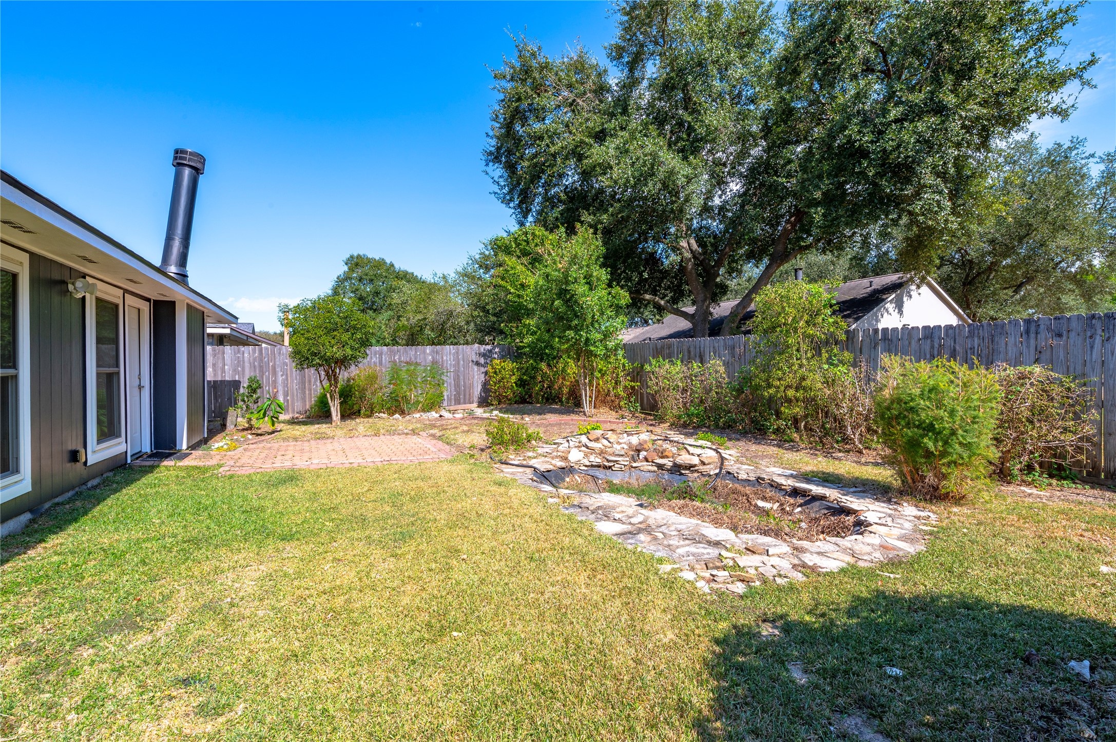 312 Thistlewood Court, League City, TX 77573