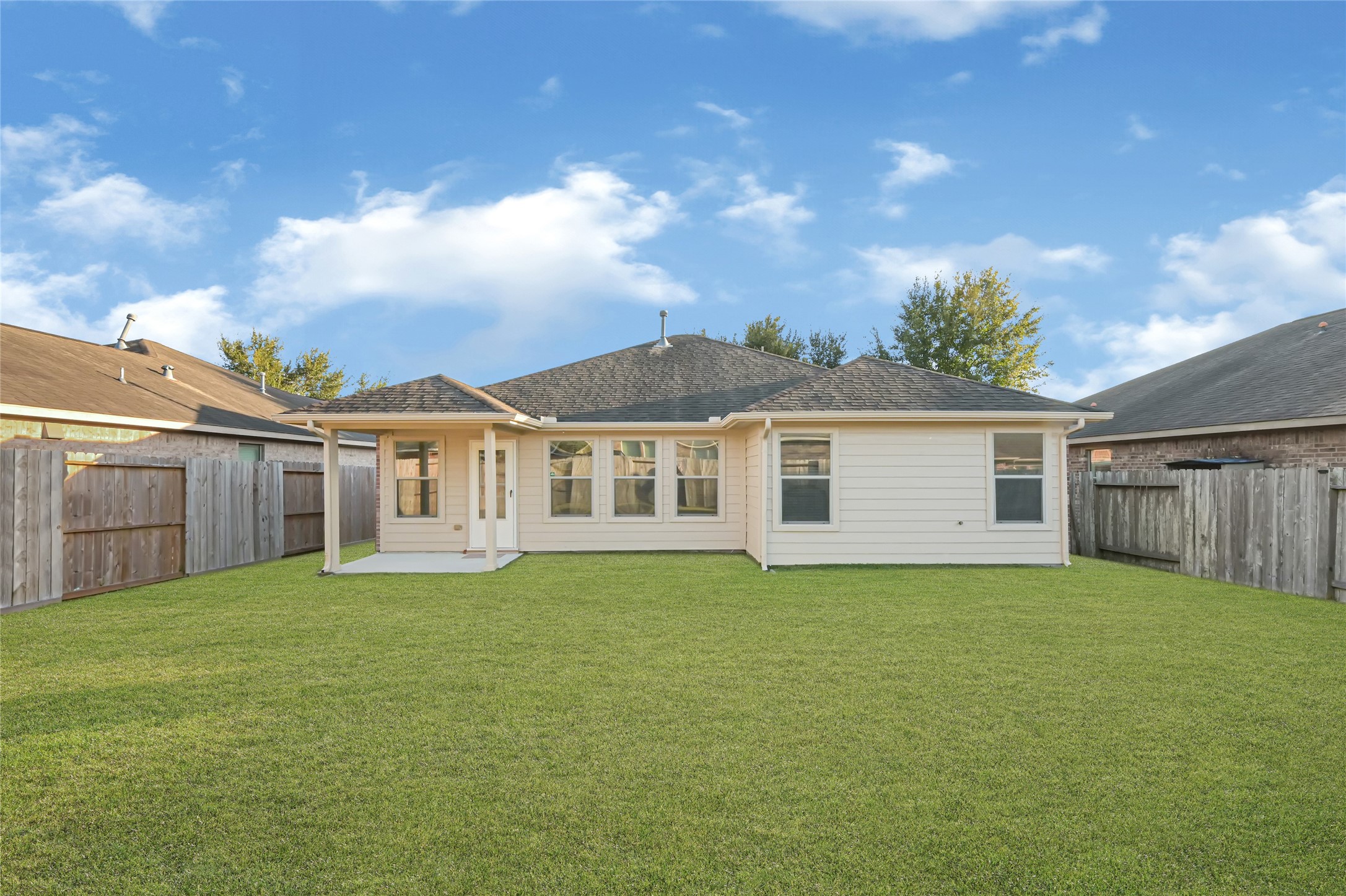 379 Henry Street, Alvin, TX 77511