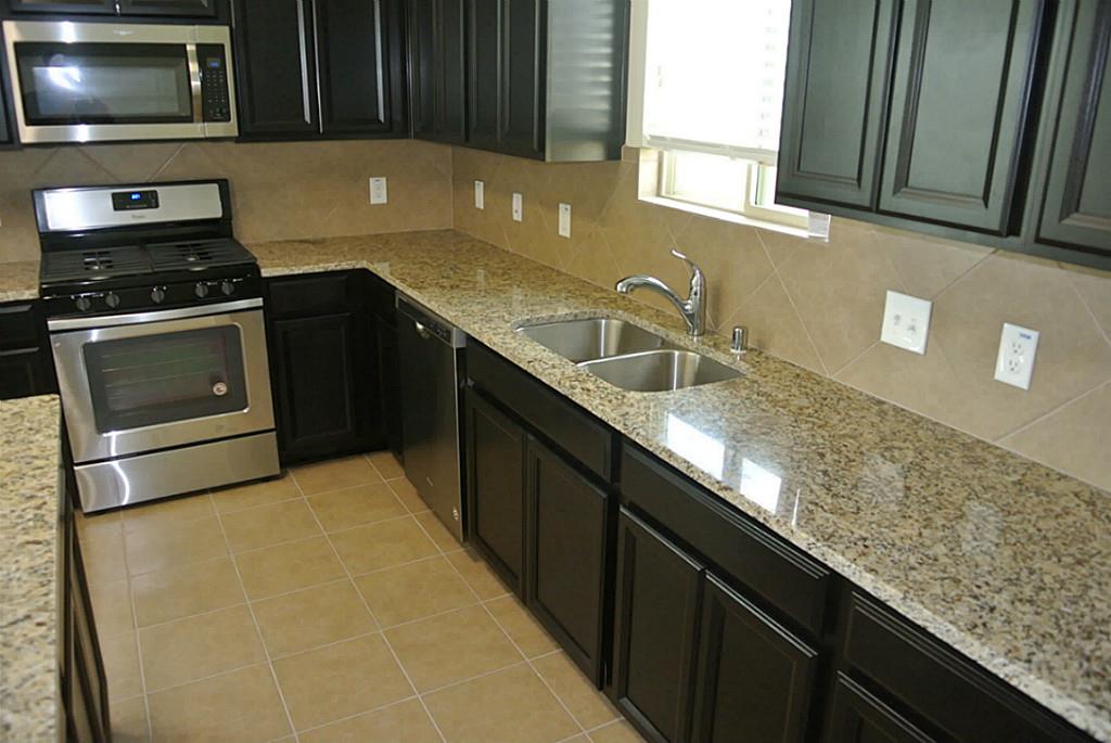 2619 Skyview Long Drive, Houston, TX 77047