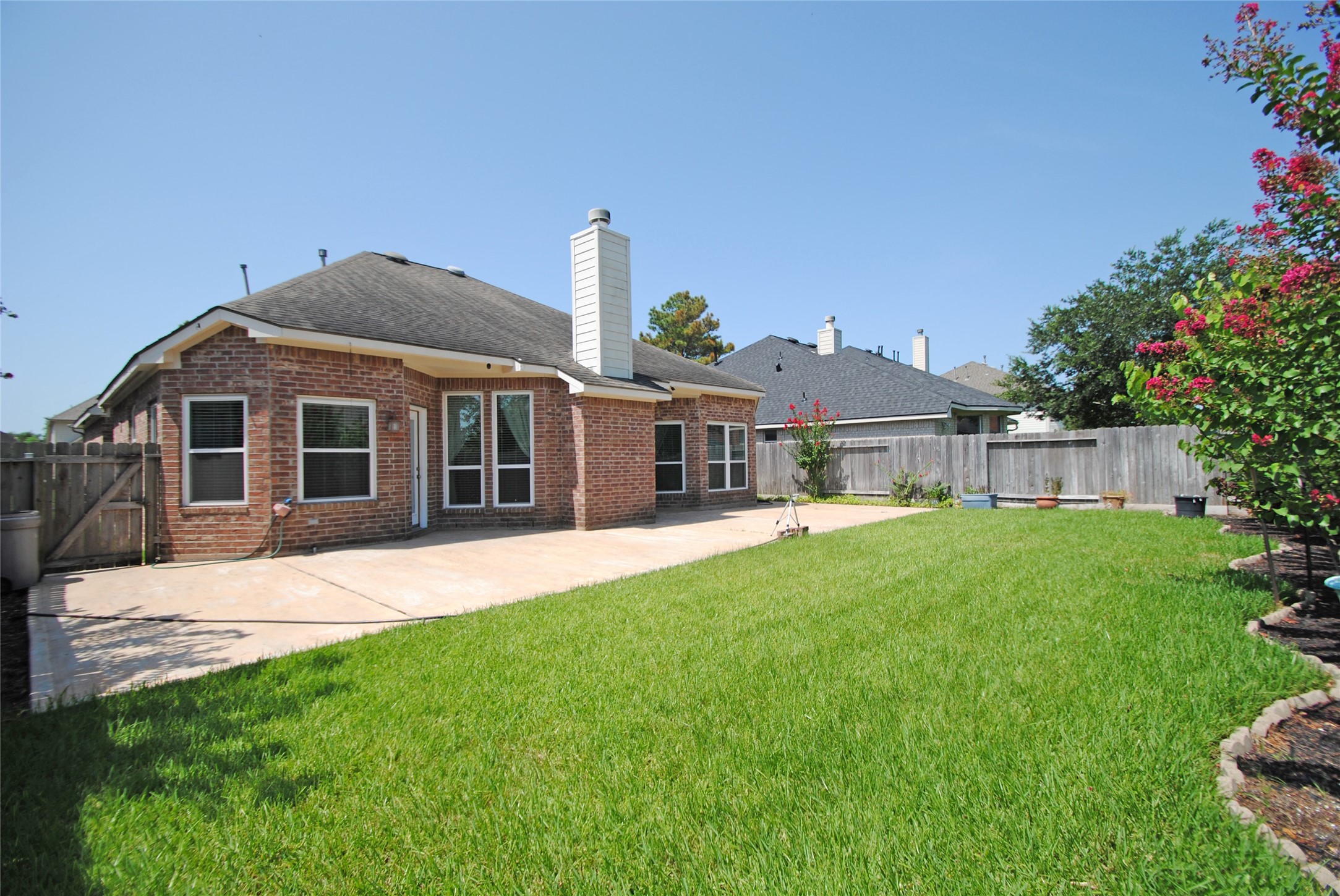 910 Allisa Street, Stafford, TX 77477