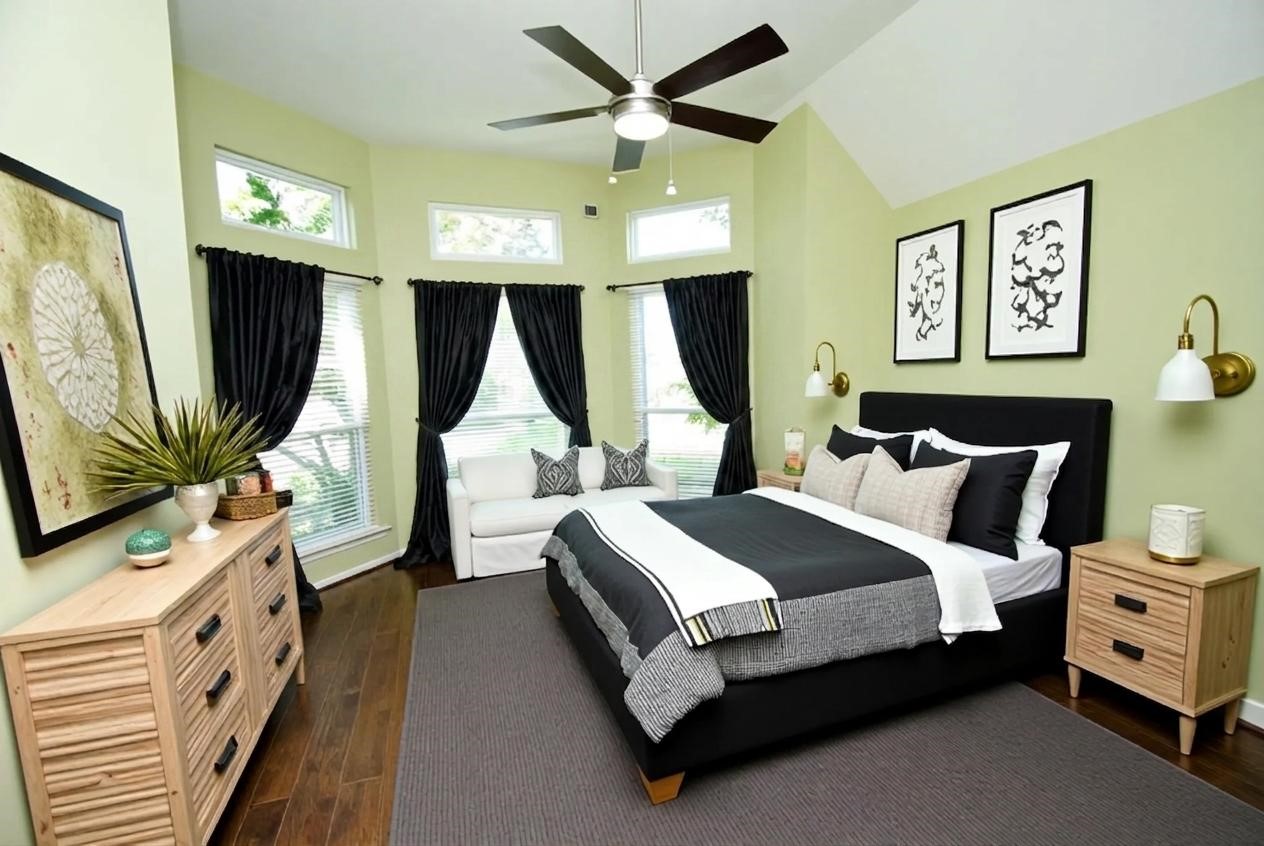 910 Allisa Street, Stafford, TX 77477