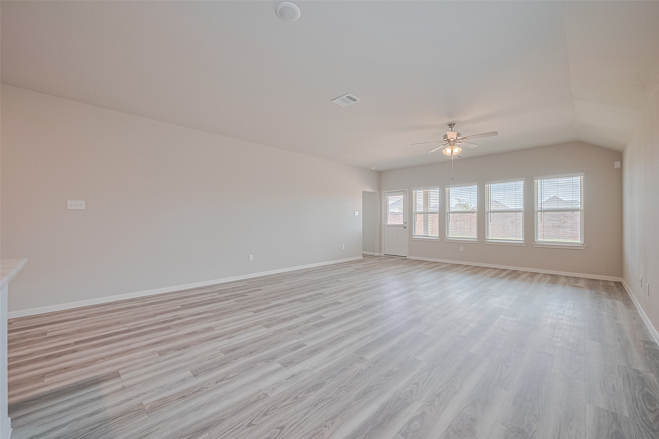 12623 Canyon Falls Boulevard, Willis, TX 77318