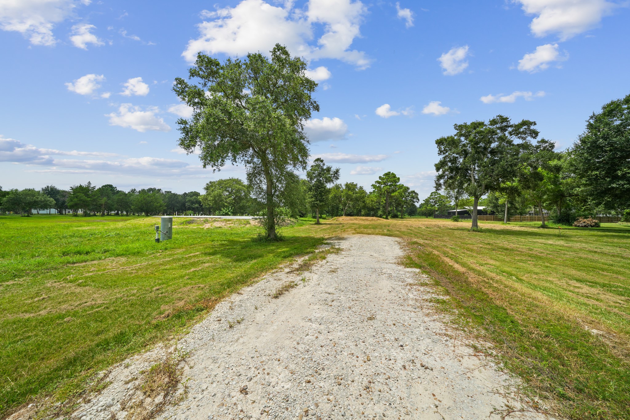 3680 County Road 326, Alvin, TX 77511 3680 County Road 326, Alvin, TX 77511