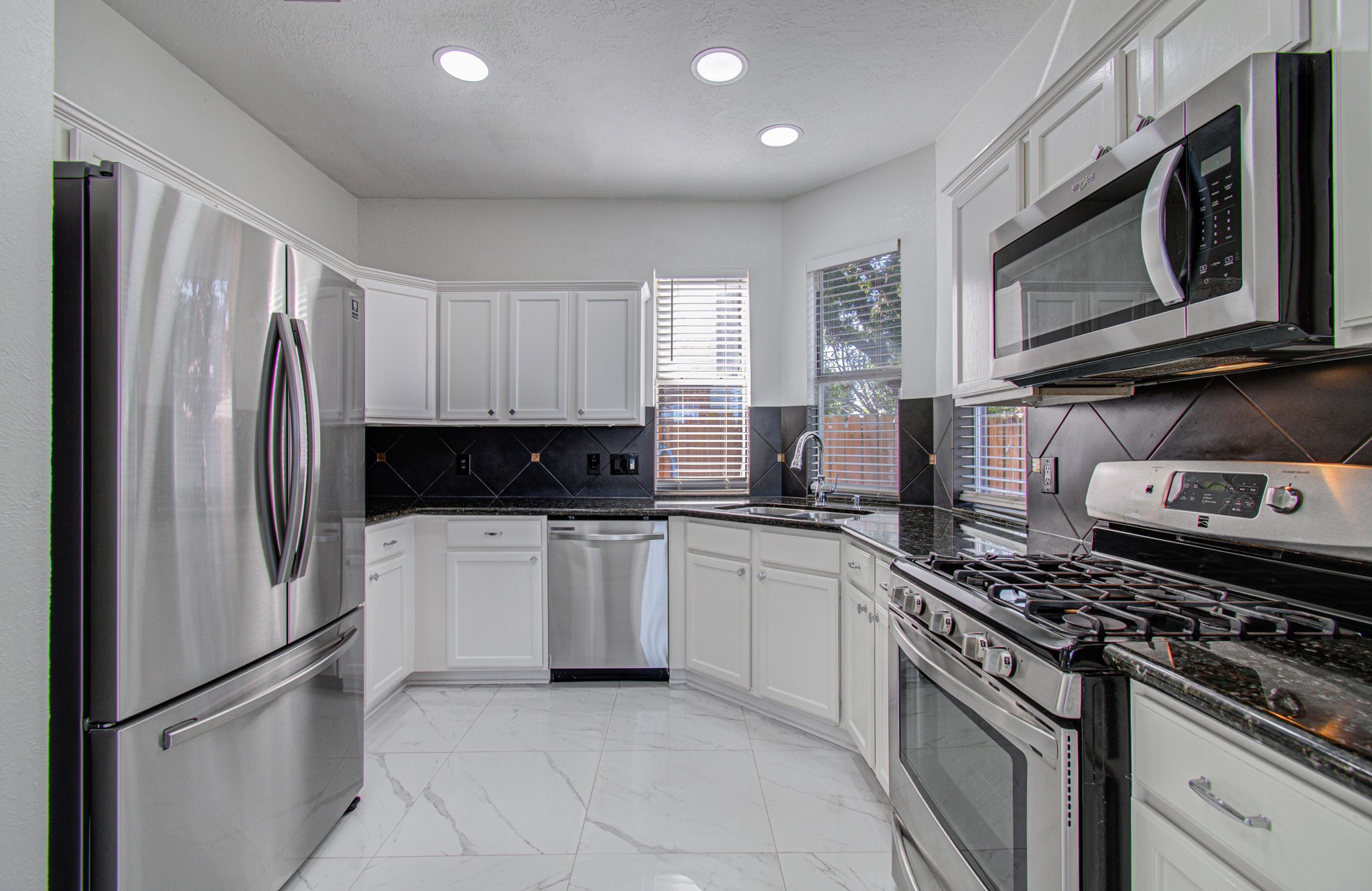 3711 Lauderwood Lane, Katy, TX 77449