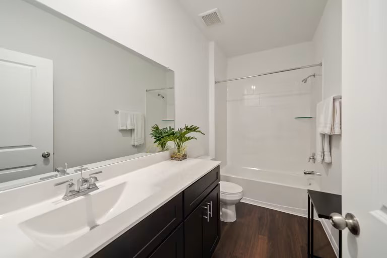 MODEL HOME images may NOT be consistent with the finished product. MODEL HOME images may NOT be consistent with the finished product.