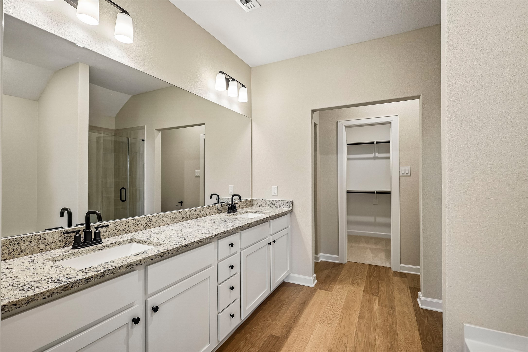 14005 Starboard Reach Drive, Texas City, TX 77510