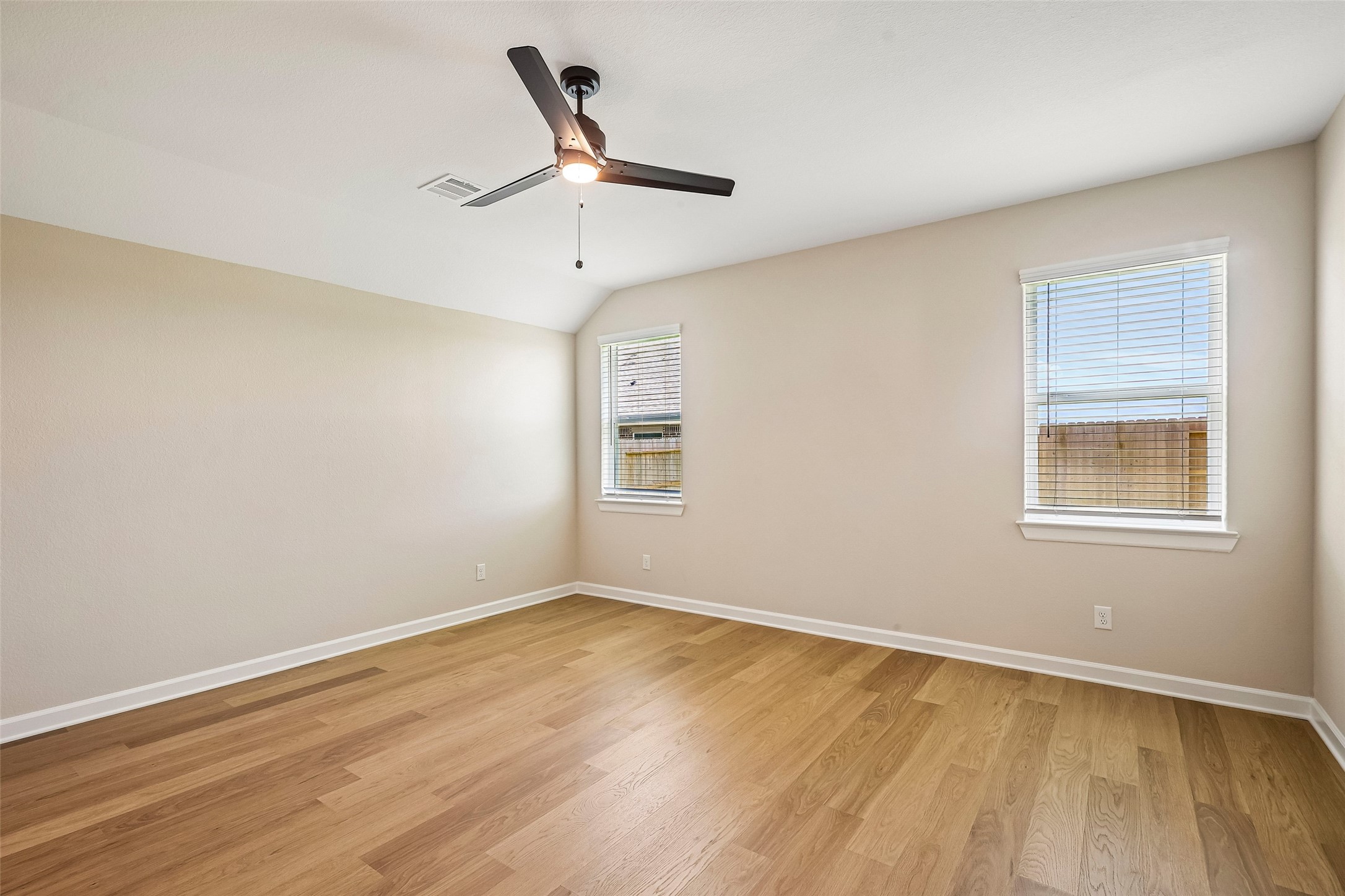 14005 Starboard Reach Drive, Texas City, TX 77510