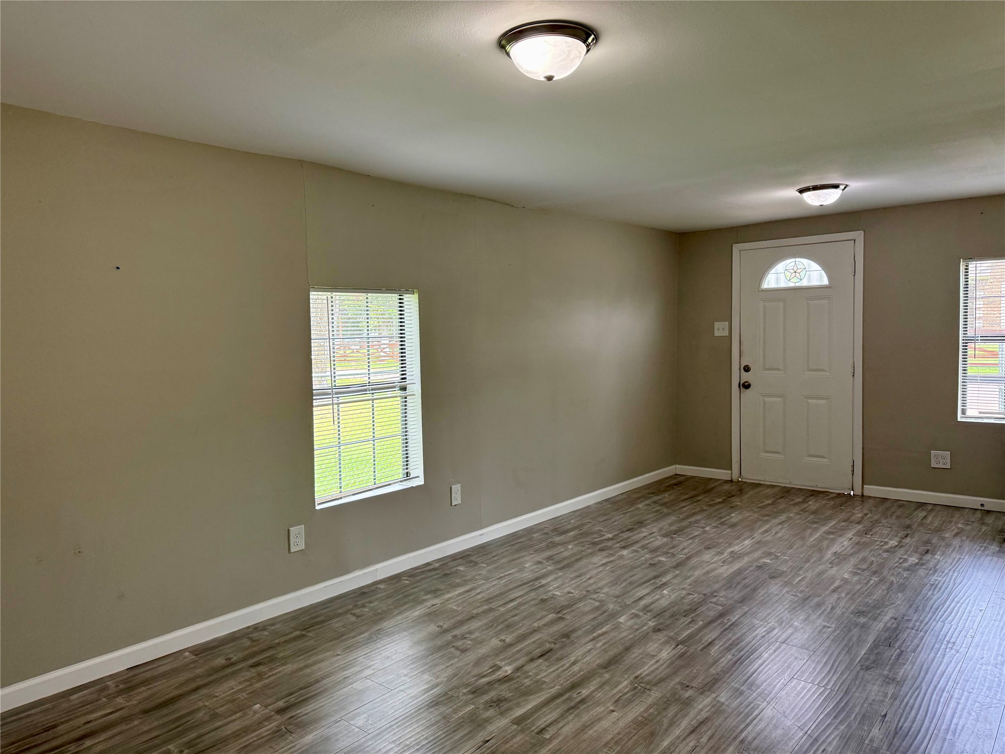 6905 Speaker Street, Hitchcock, TX 77563