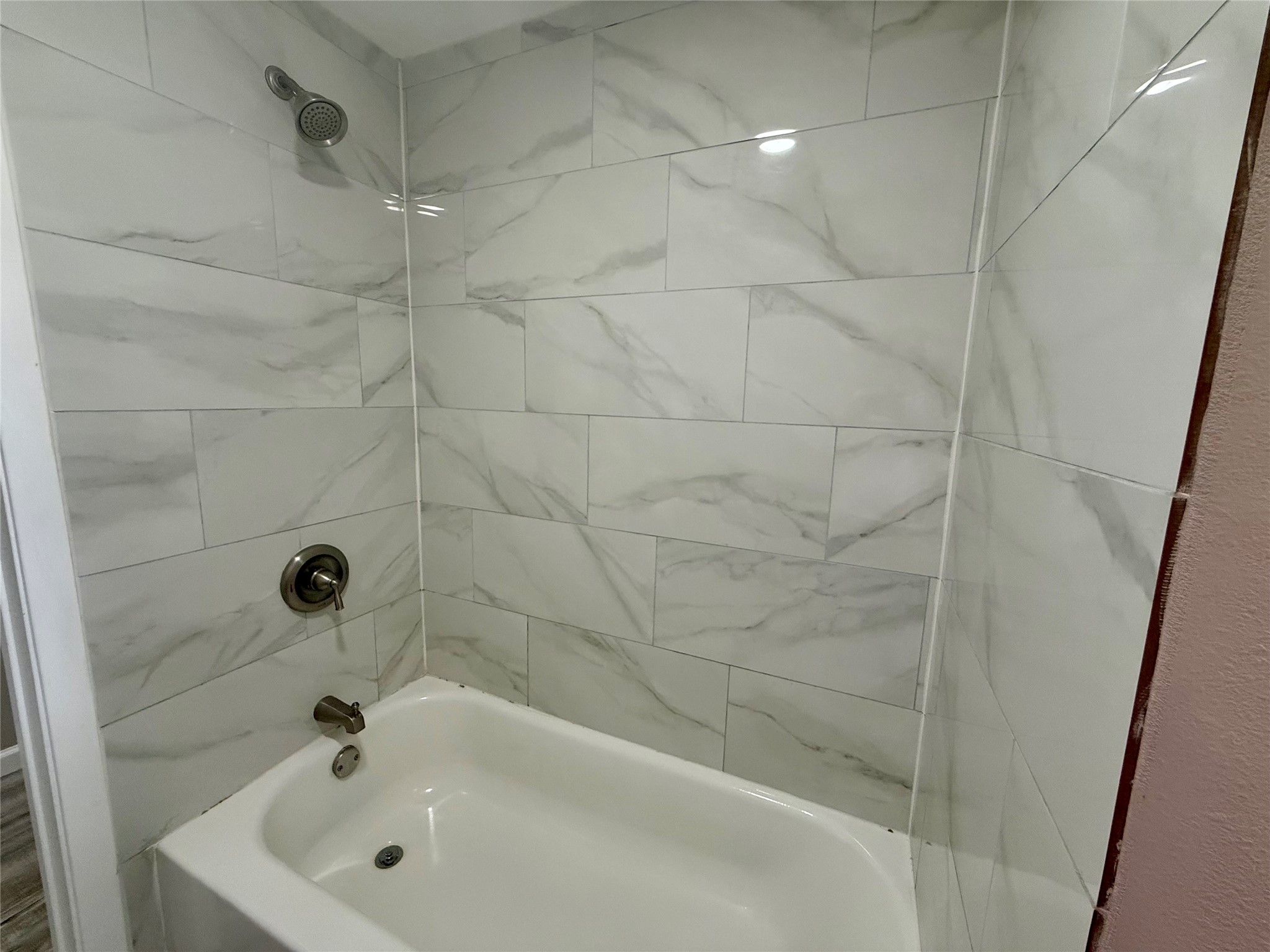 Tub/Shower combo