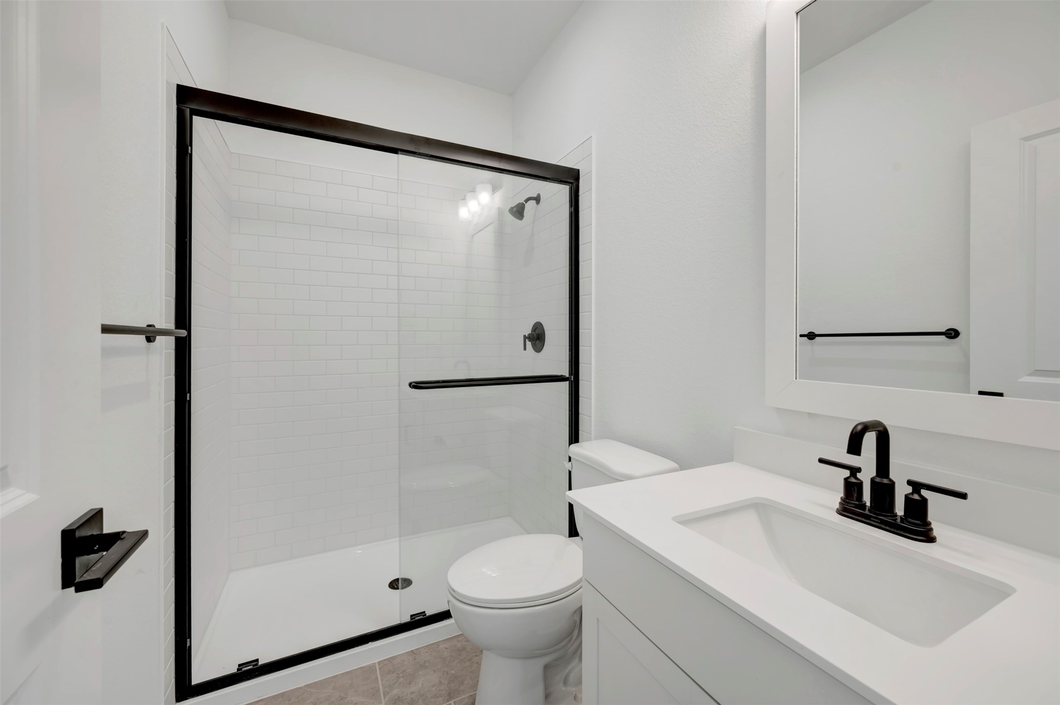 Hall bath 2