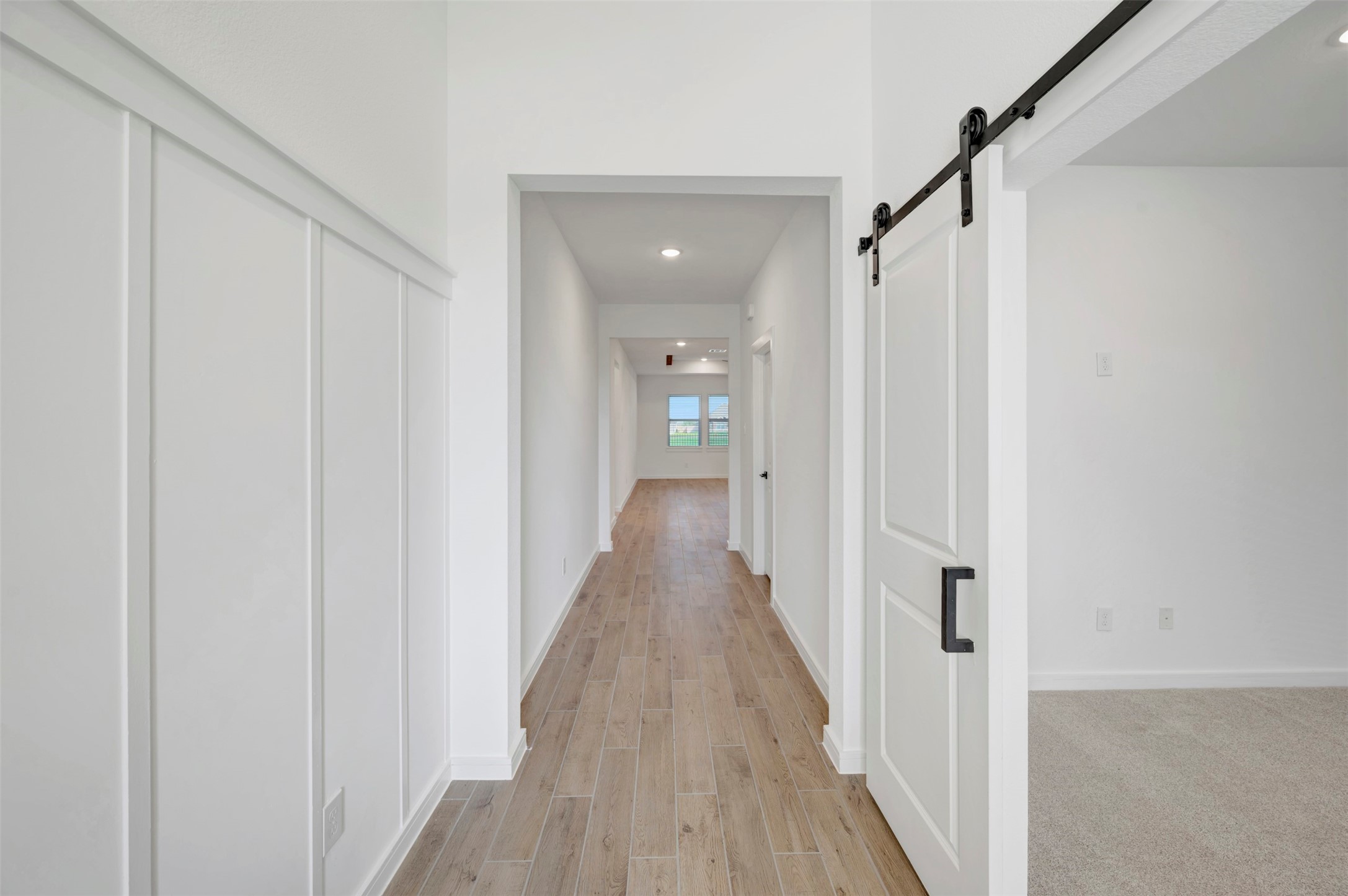Inviting foyer Inviting foyer
