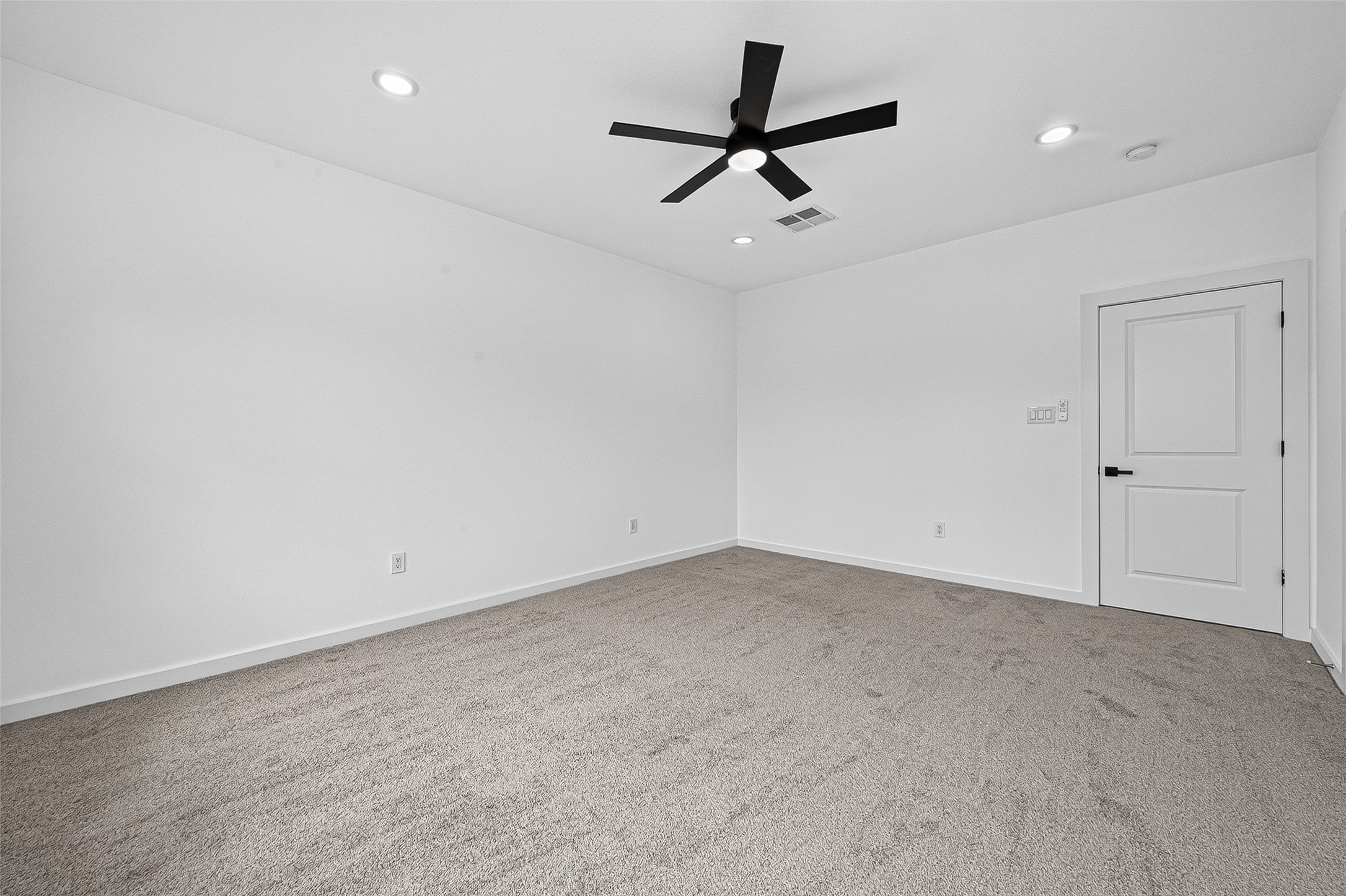 115 Capetown Lane, Conroe, TX 77356