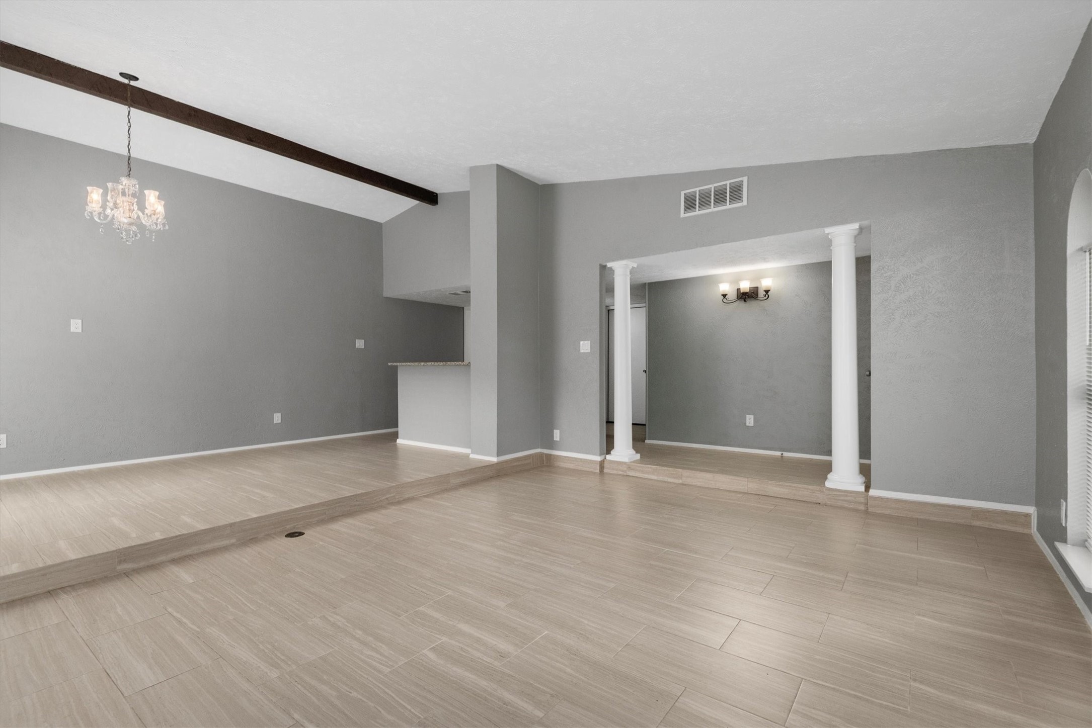 Living / Dining Room