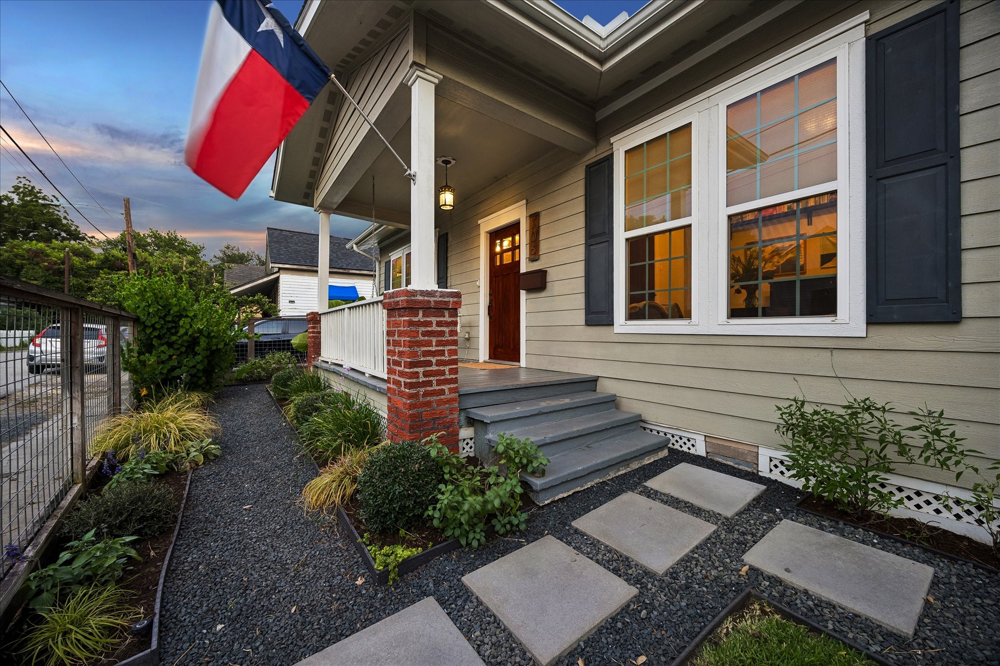 Welcoming curb appeal