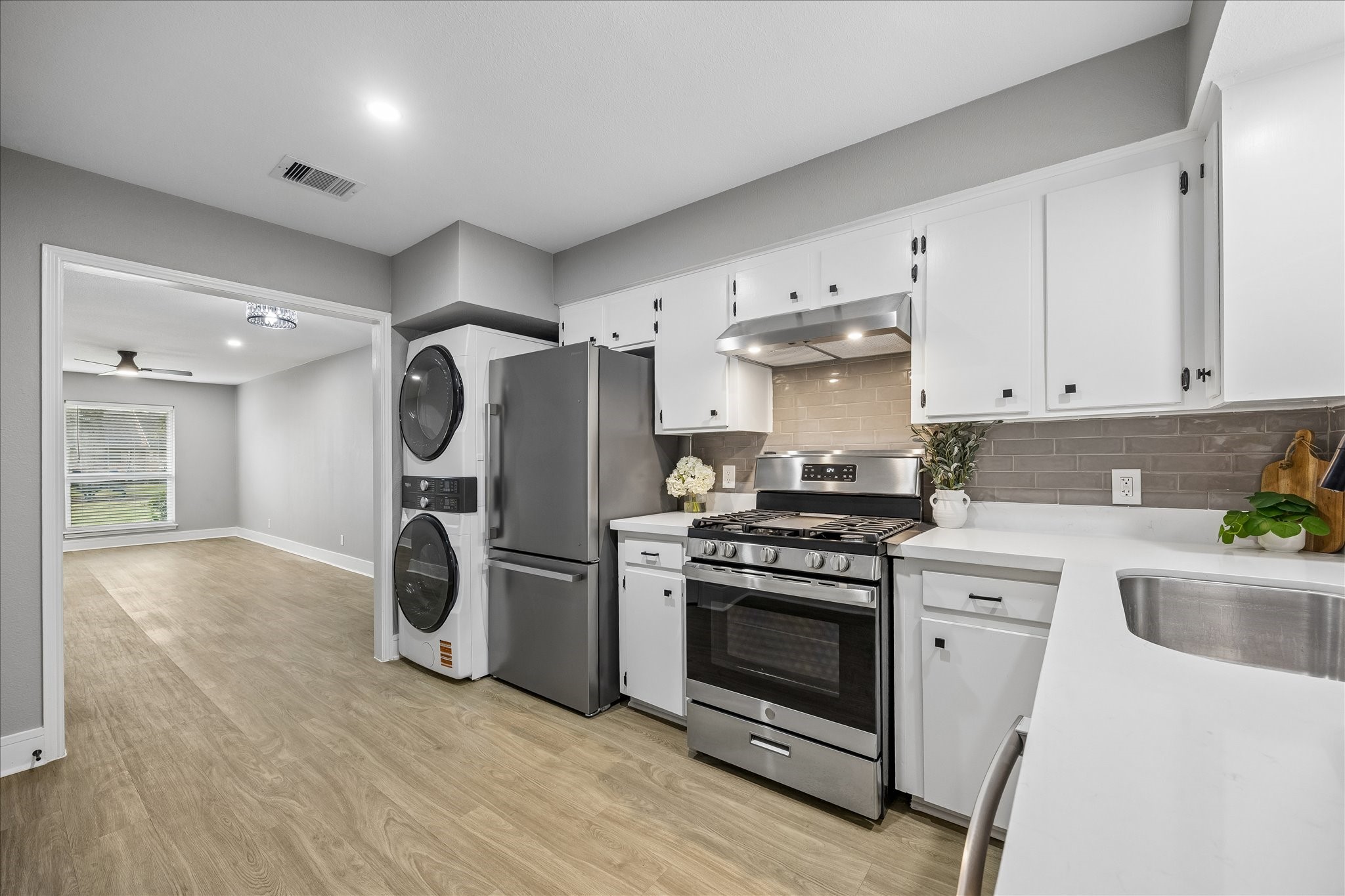 177 W Tri Oaks Lane, #177, Houston, TX 77043