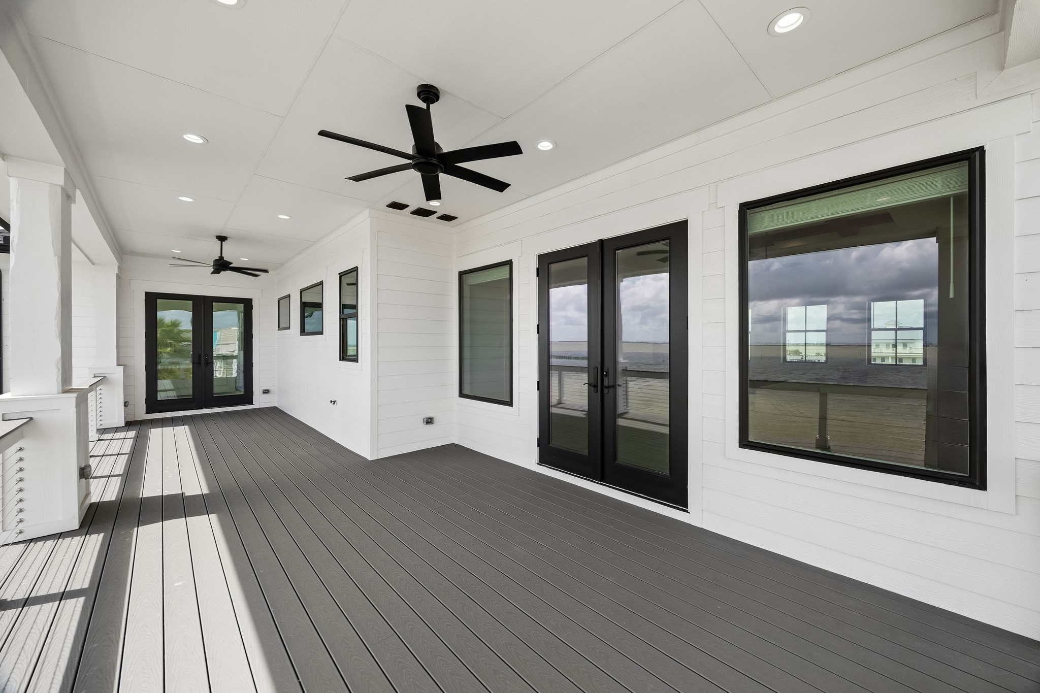 403 Hana Drive, Tiki Island, TX 77554