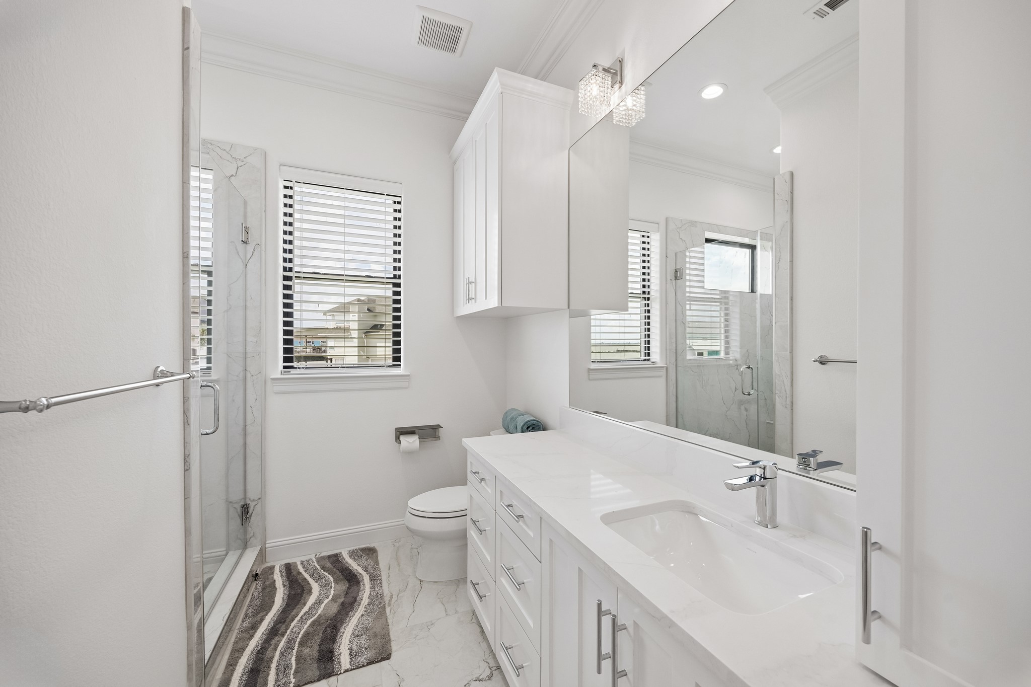 403 Hana Drive, Tiki Island, TX 77554