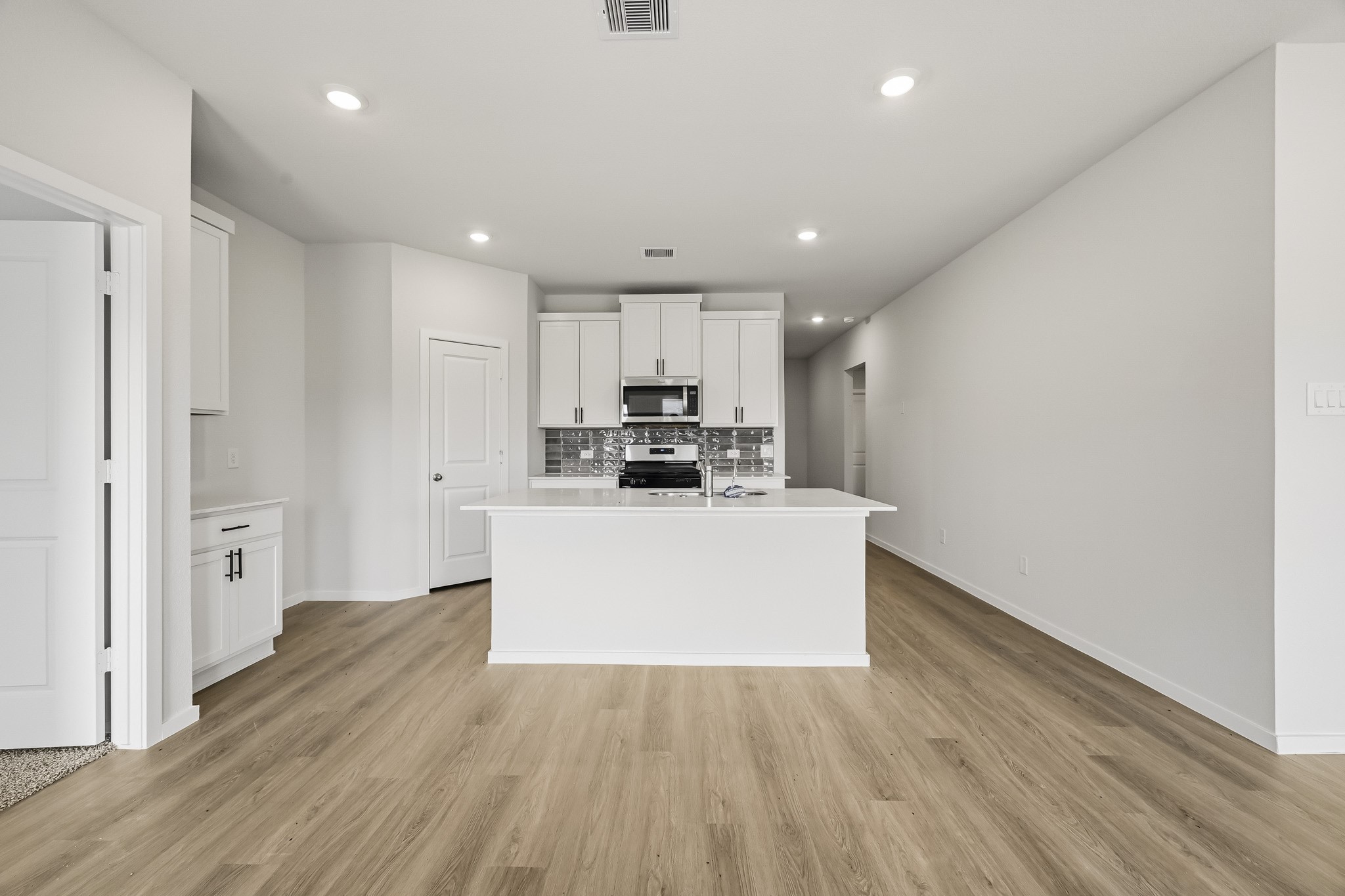 16543 Pinecone Grove Street, Magnolia, TX 77355