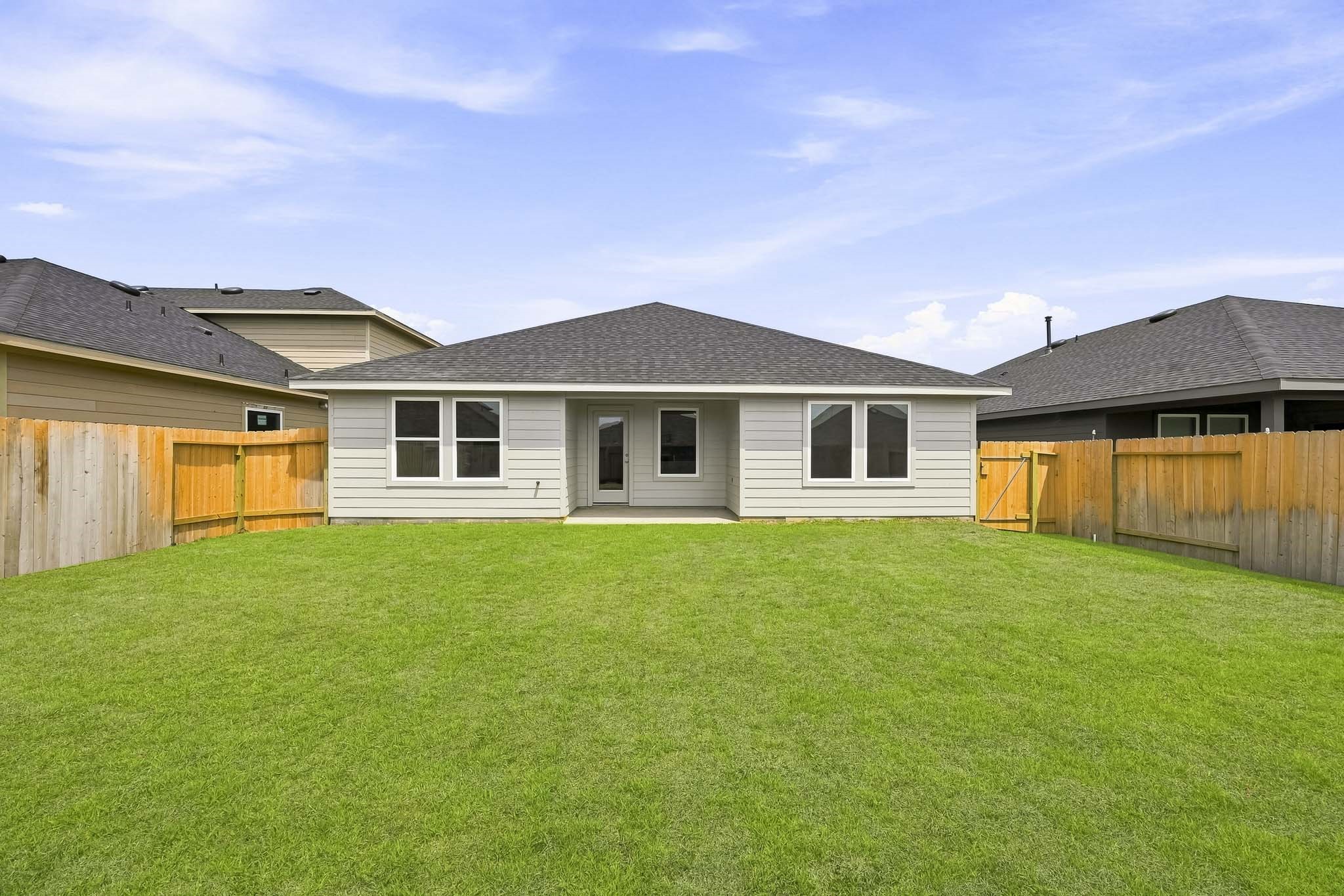 16543 Pinecone Grove Street, Magnolia, TX 77355